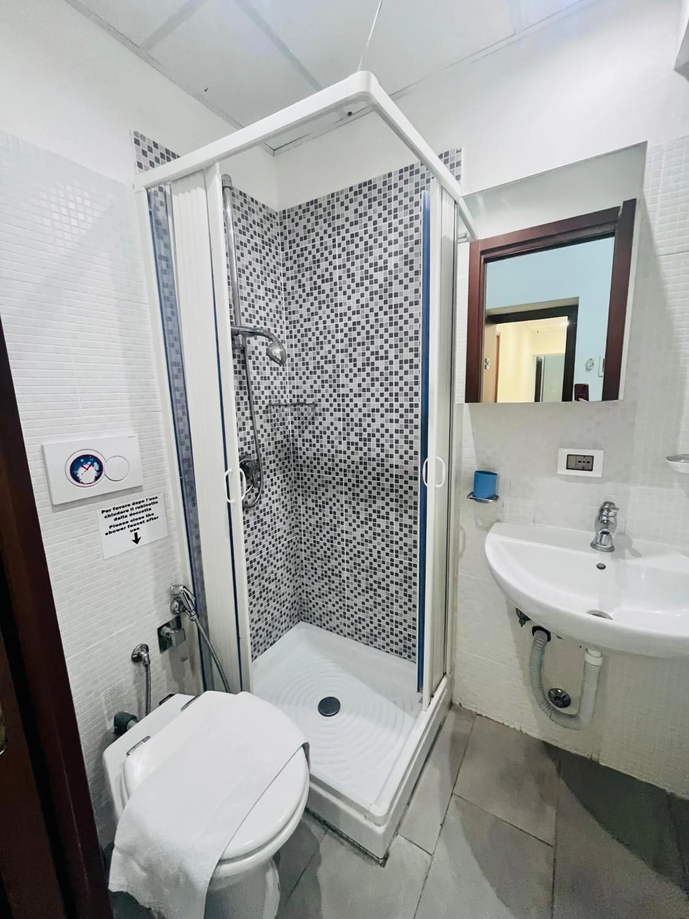 Bathroom in Grandis Rooms