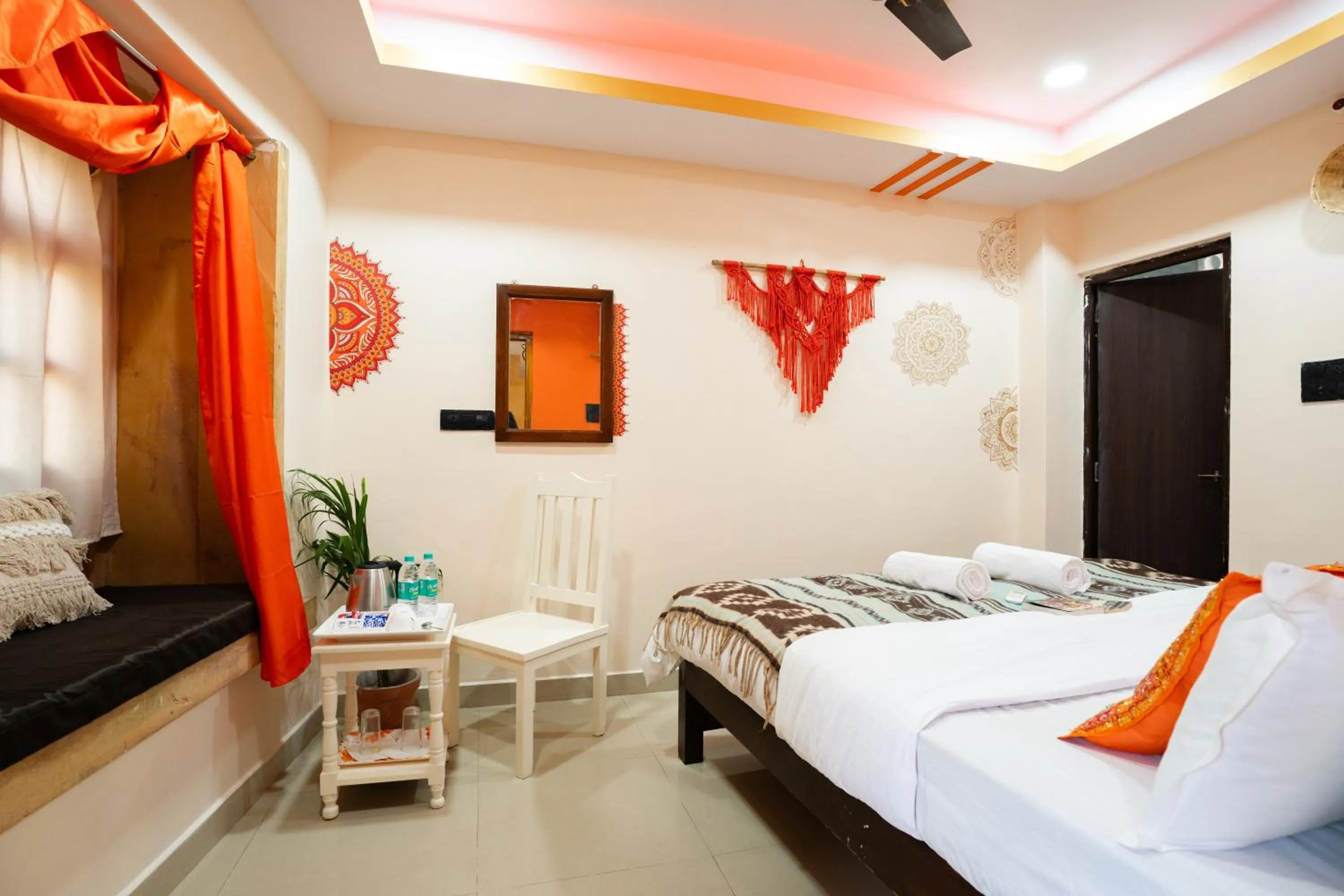 Photo of the whole room in Heart and Soul of Jaisalmer