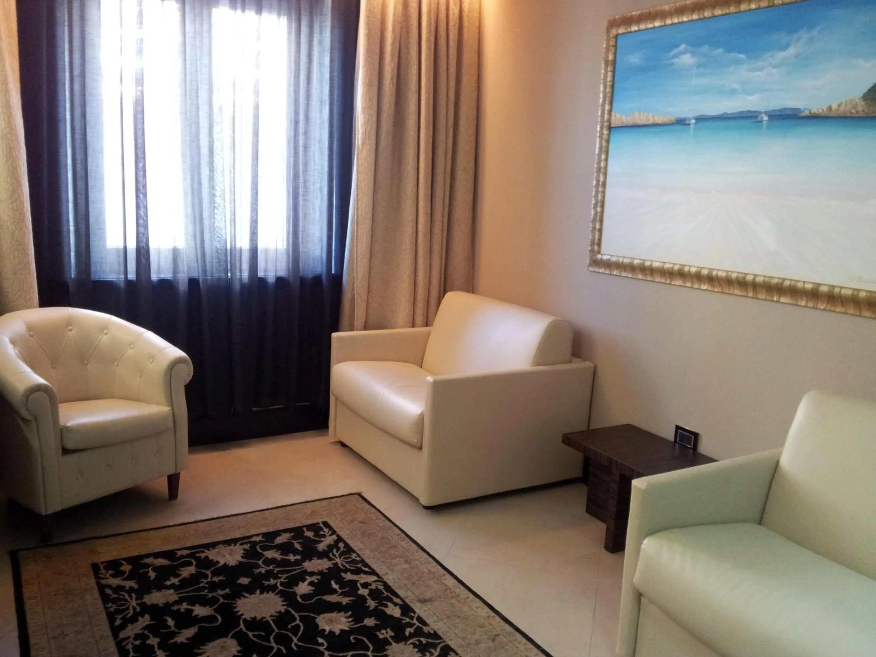 Seating area in Hotel Excelsior