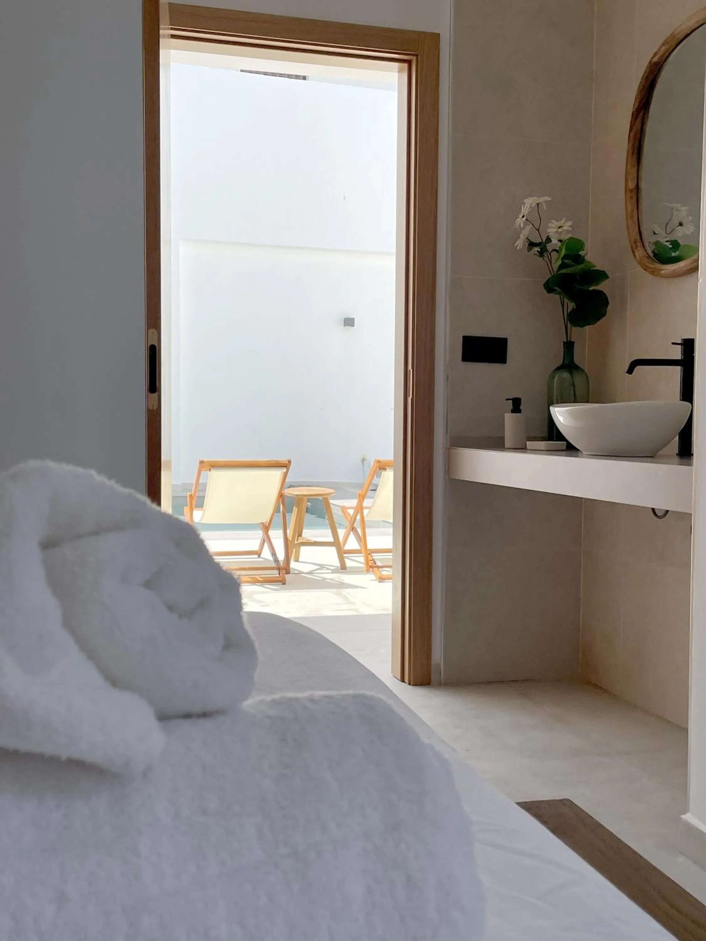 Bathroom, Bed in Hotel Boutique Maram - Adults Only