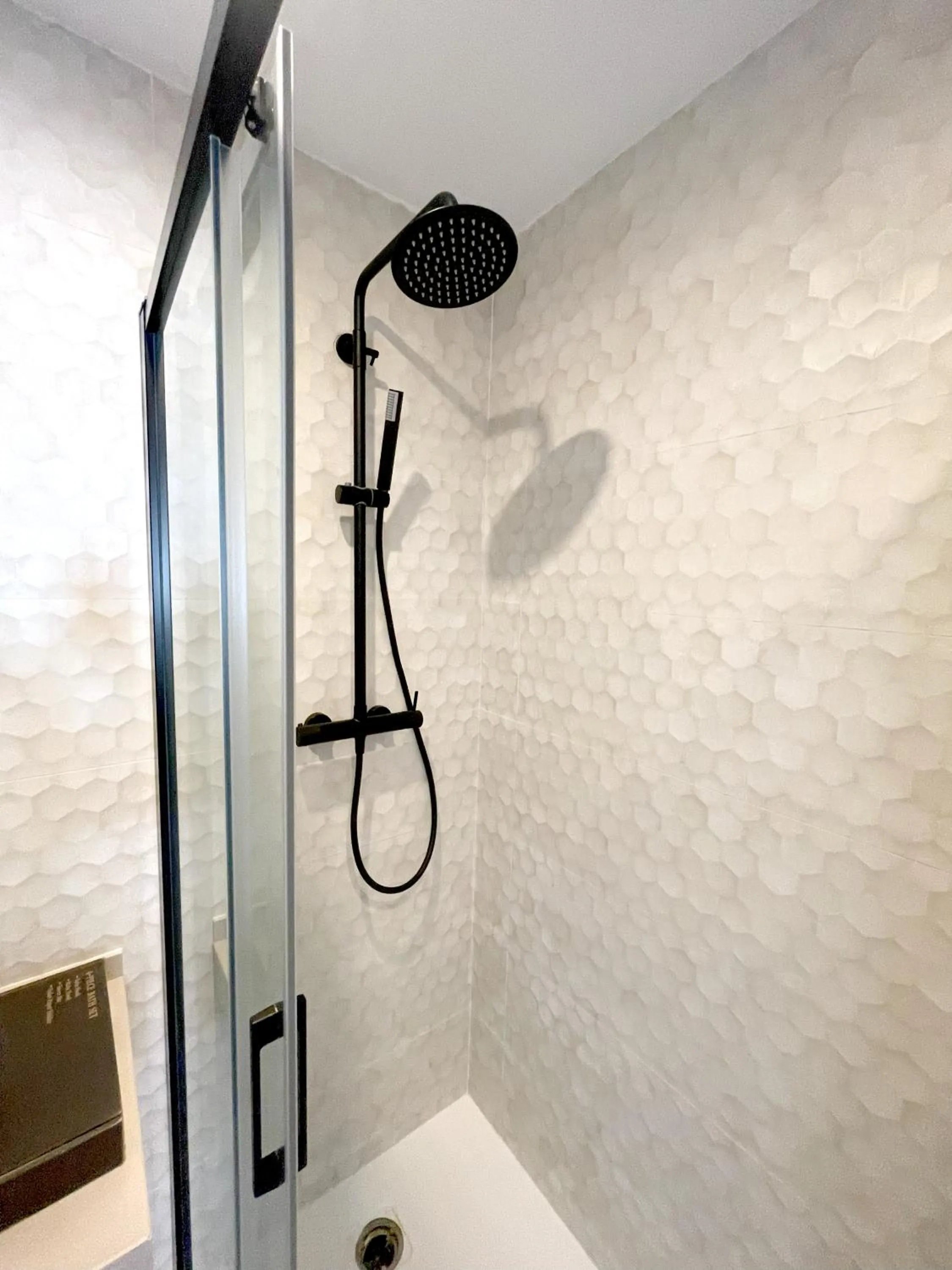 Shower in Hotel Boutique Maram - Adults Only