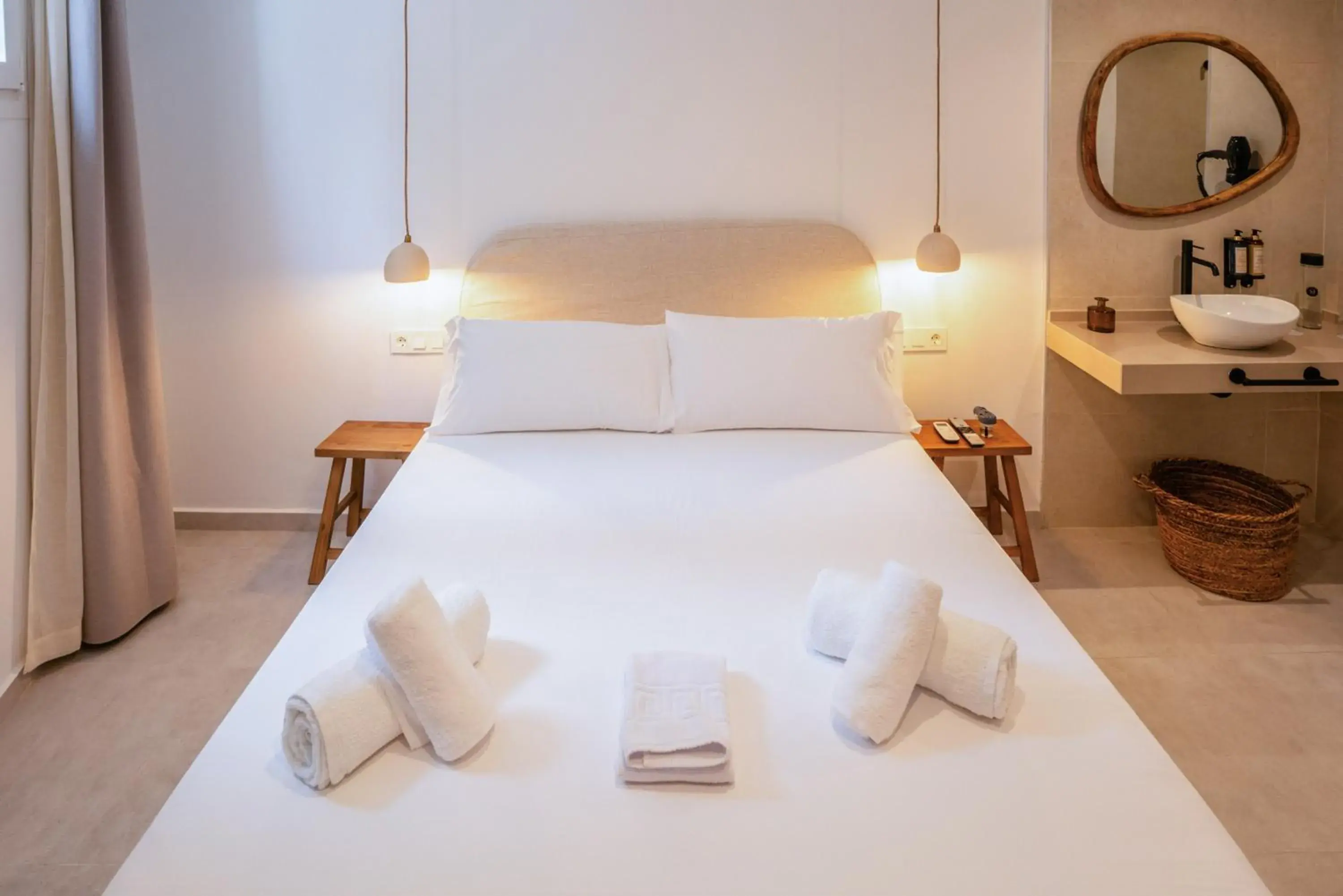 Standard Double Room in Hotel Boutique Máram - Adults Recommended Standard Double Room in Hotel Boutique Máram - Adults Recommended