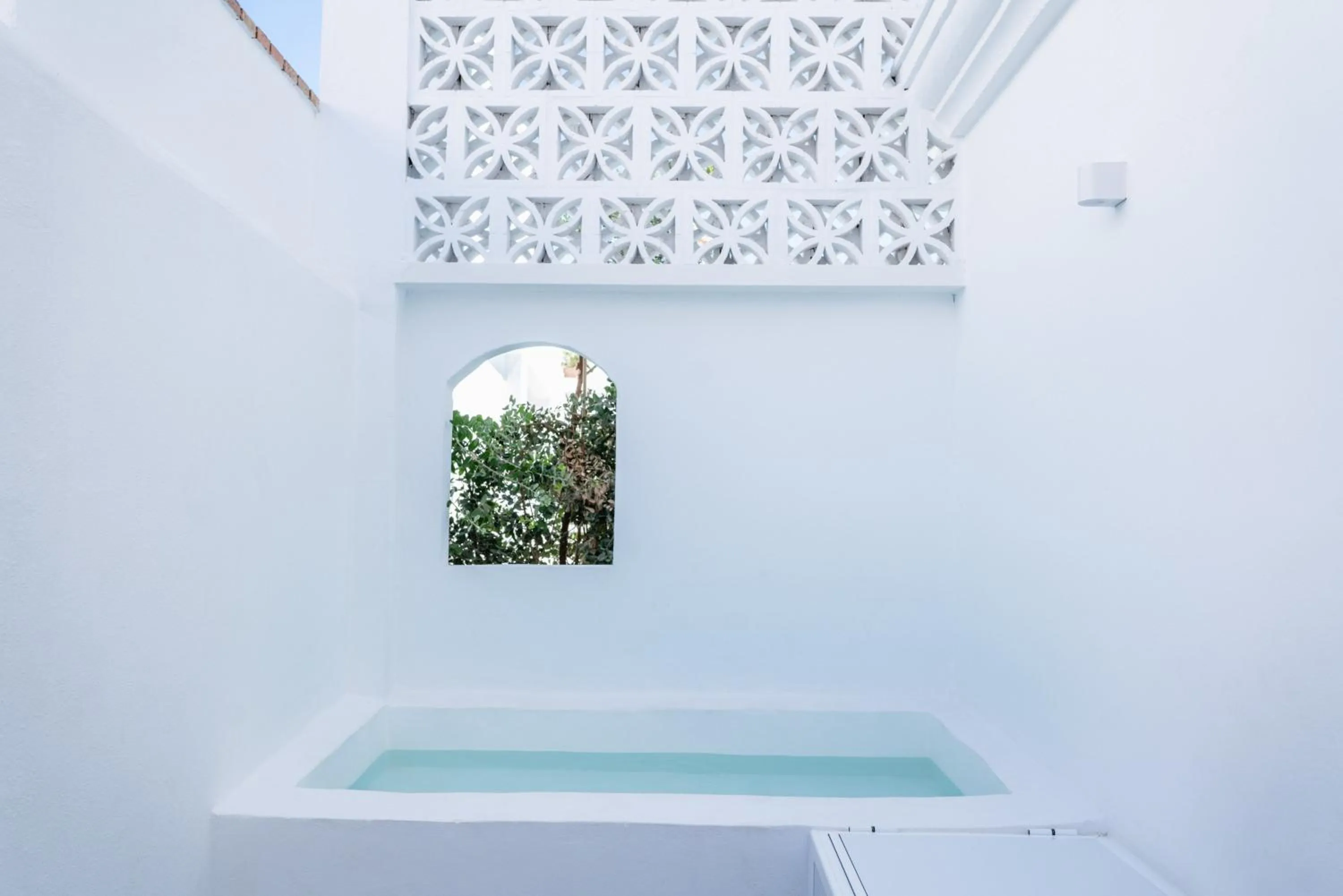 Swimming pool in Hotel Boutique Maram - Adults Only