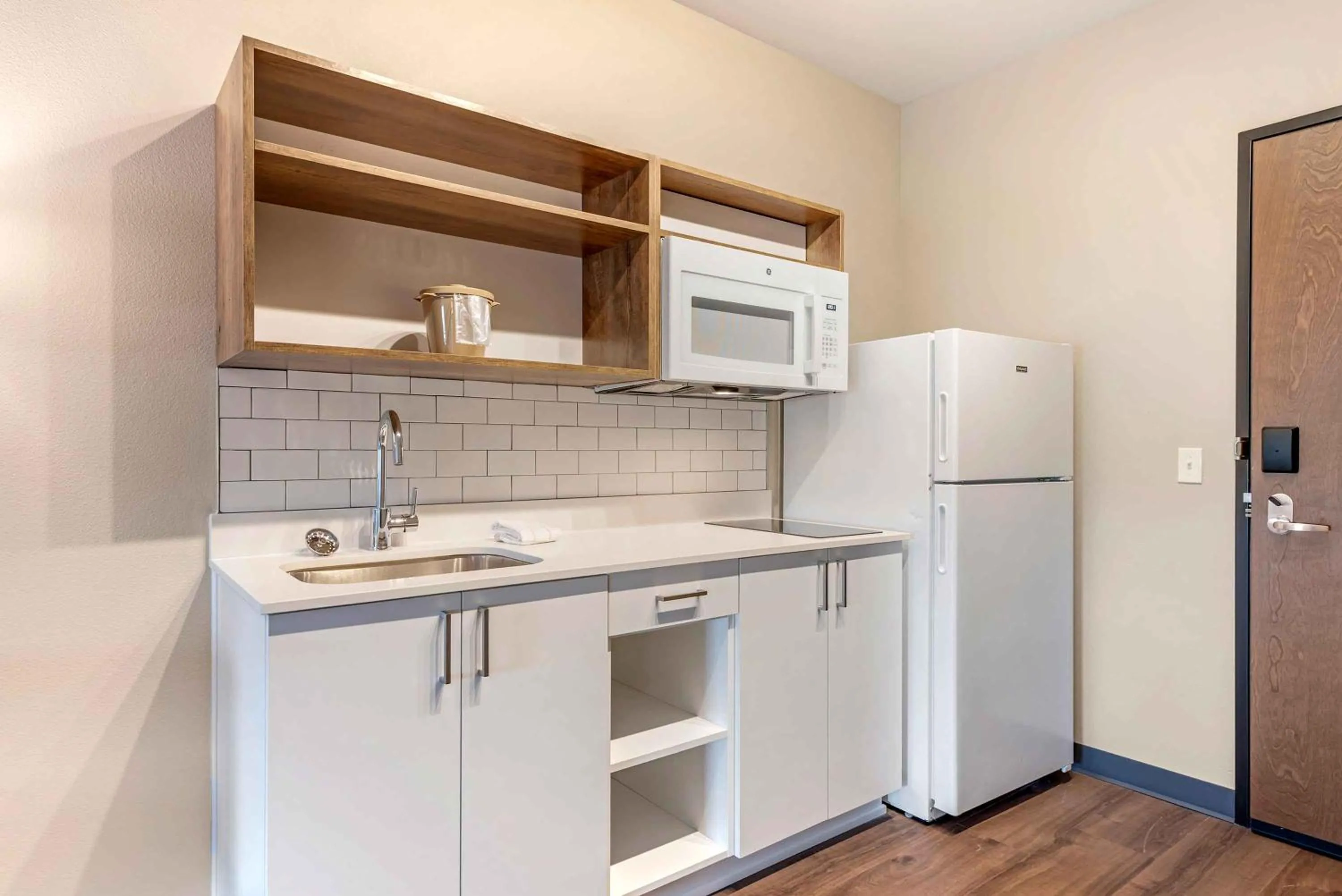 Kitchen or kitchenette in Extended Stay America Premier Suites - Austin - Kyle