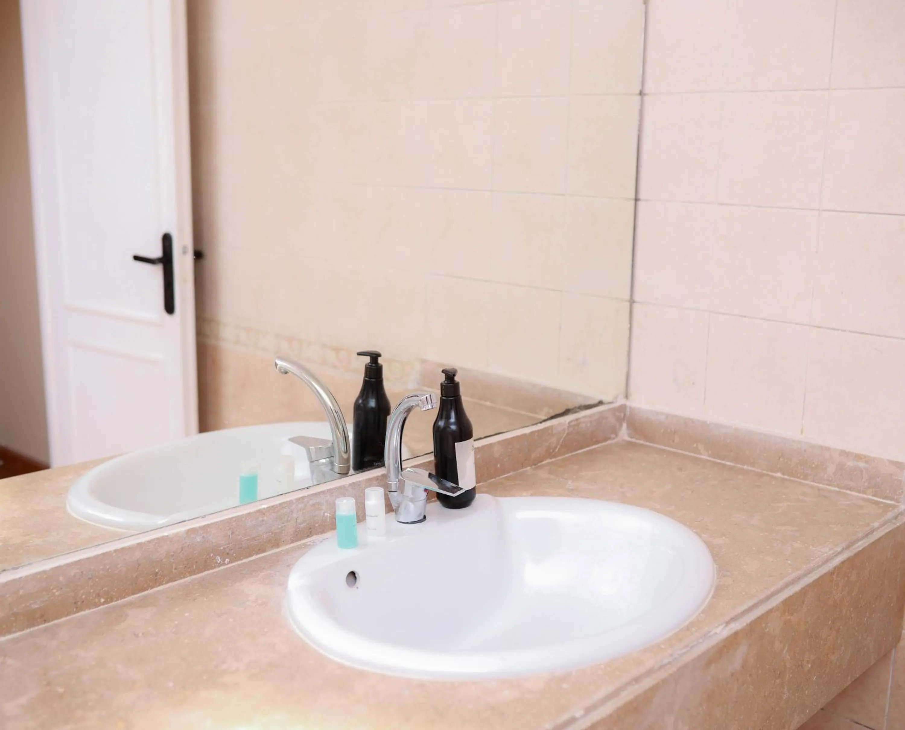 Bathroom in Settle Inn Al Rehab City B