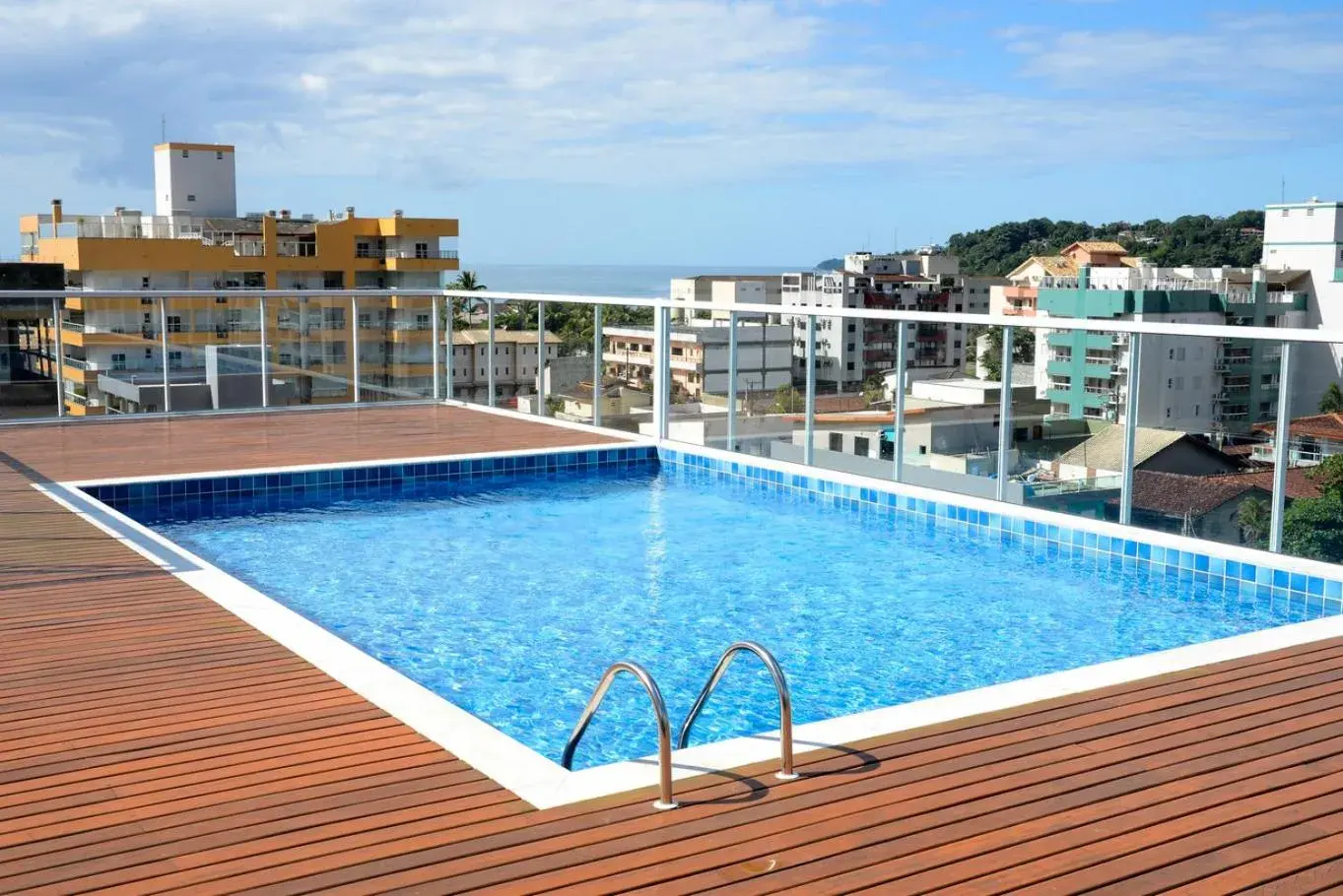 Apto 300m das Toninhas c Piscina e Ar Condicionado Apto 300m das Toninhas c Piscina e Ar Condicionado