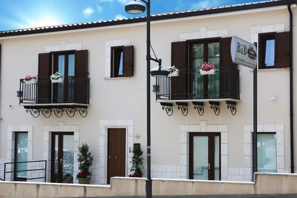 Facade/entrance in Le Suite Di Via Veneto