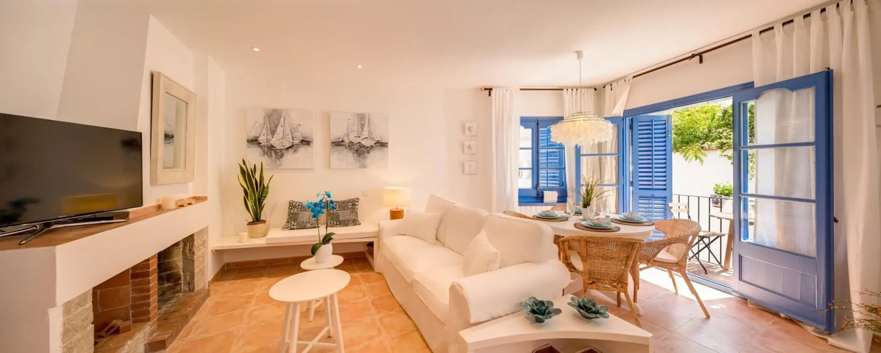 Two-Bedroom Apartment with Balcony NO sea view in Blue Home Two-Bedroom Apartment with Balcony NO sea view in Blue Home