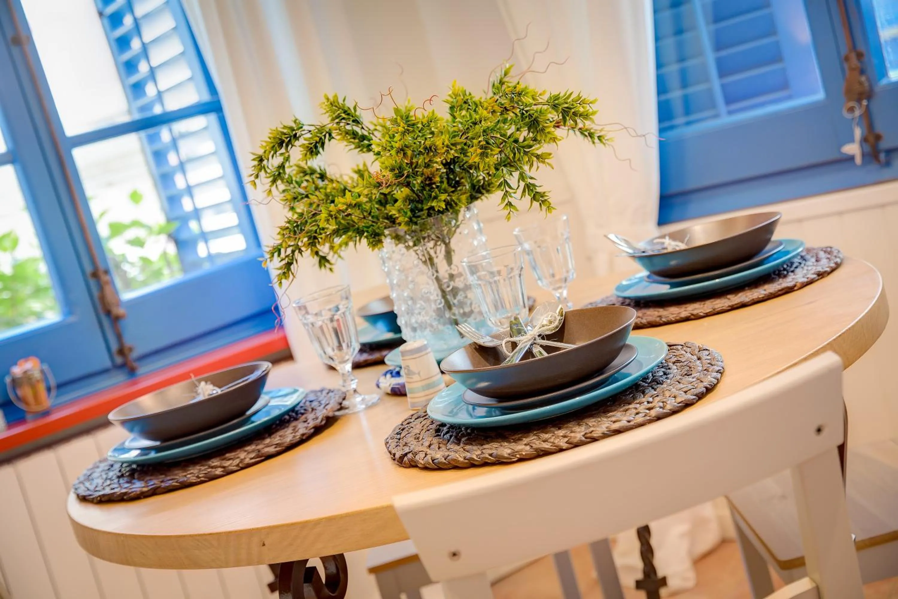Dining area in Blue Home