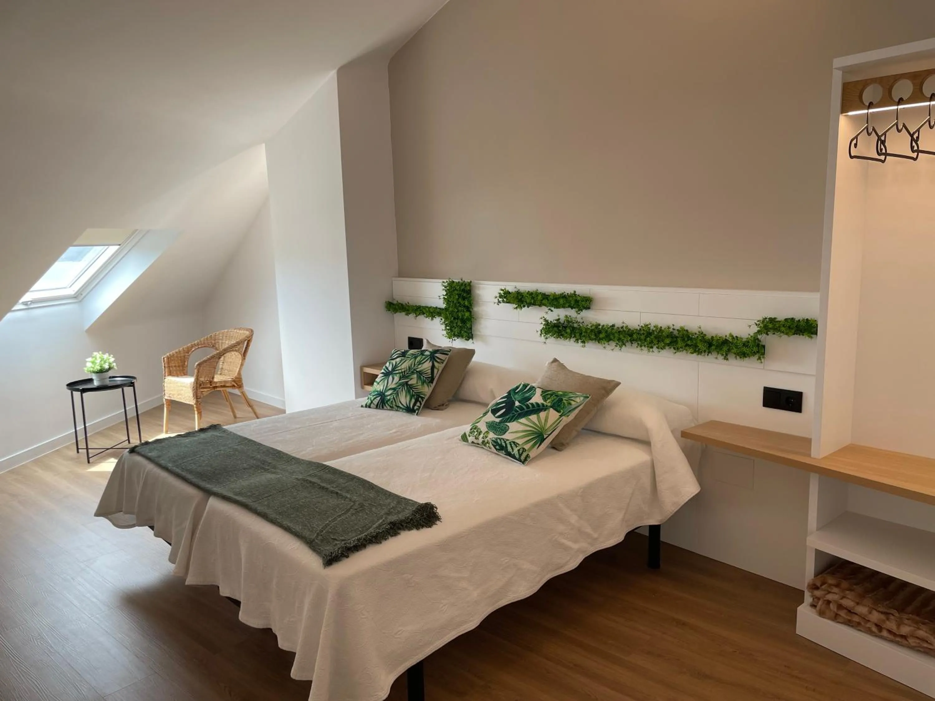 Bed in Hotel Playa de Sardiñeiro