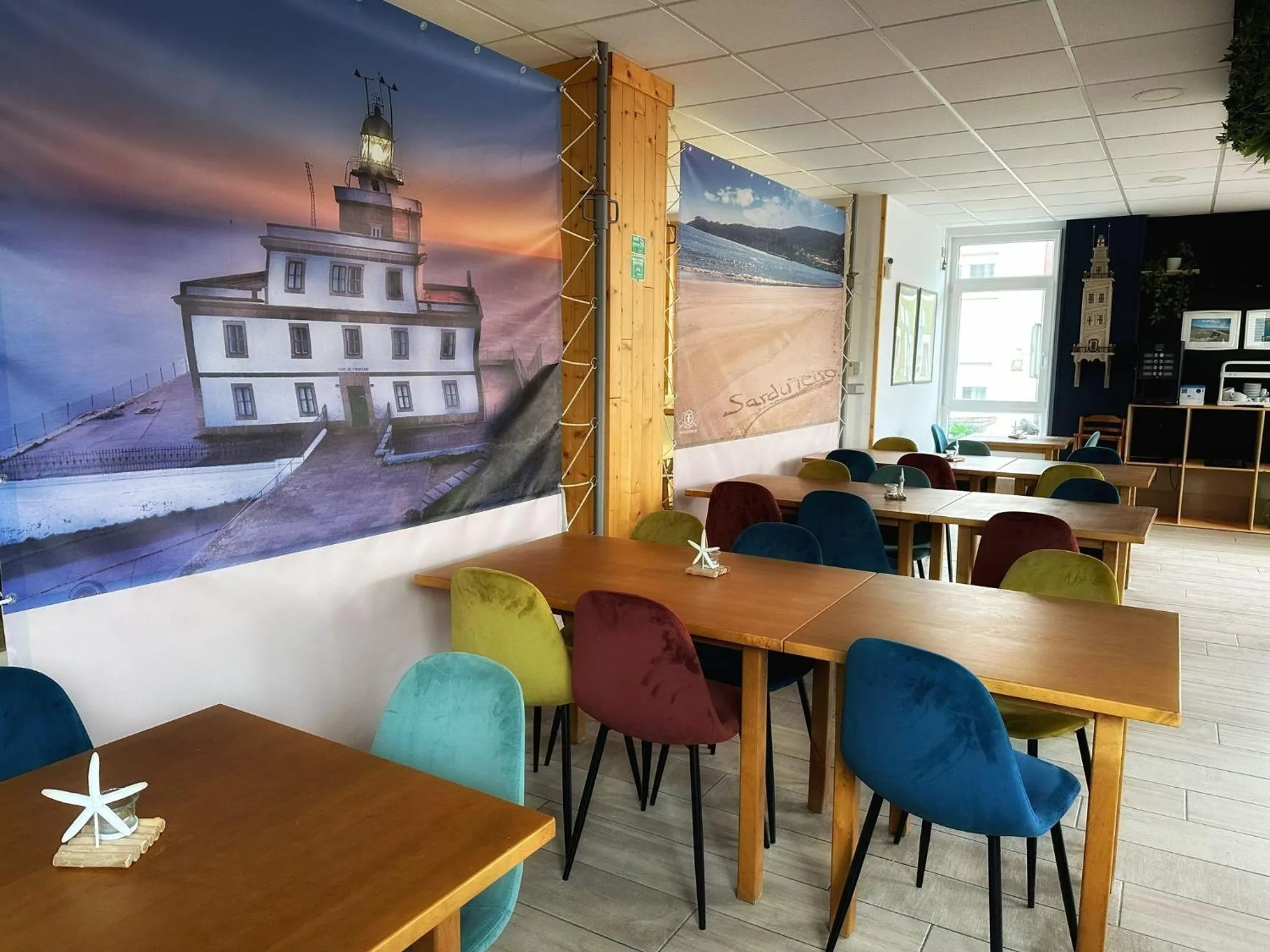 Restaurant/places to eat in Hotel Playa de Sardiñeiro