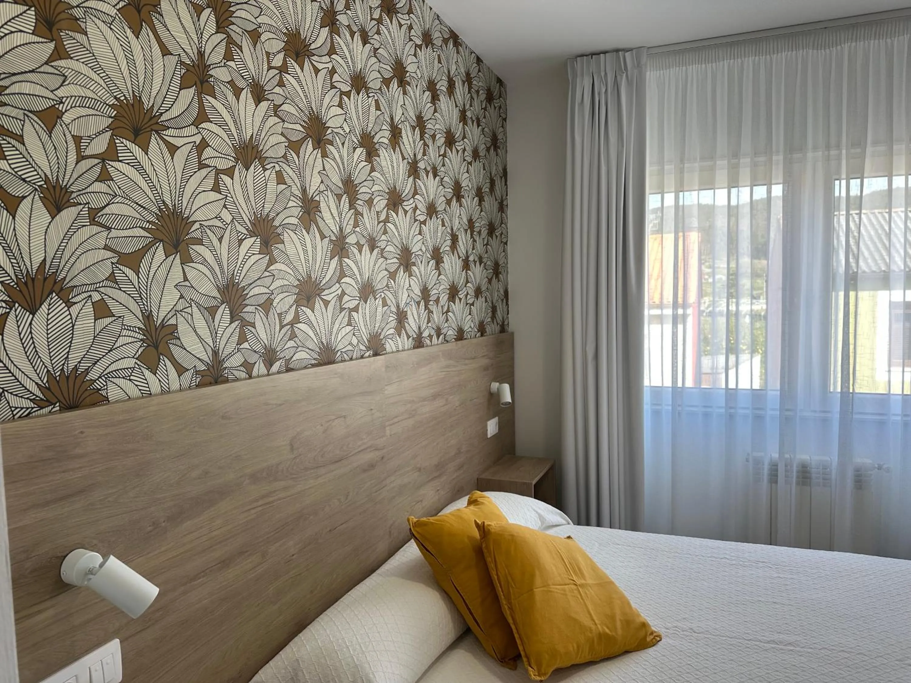 Bed in Hotel Playa de Sardiñeiro