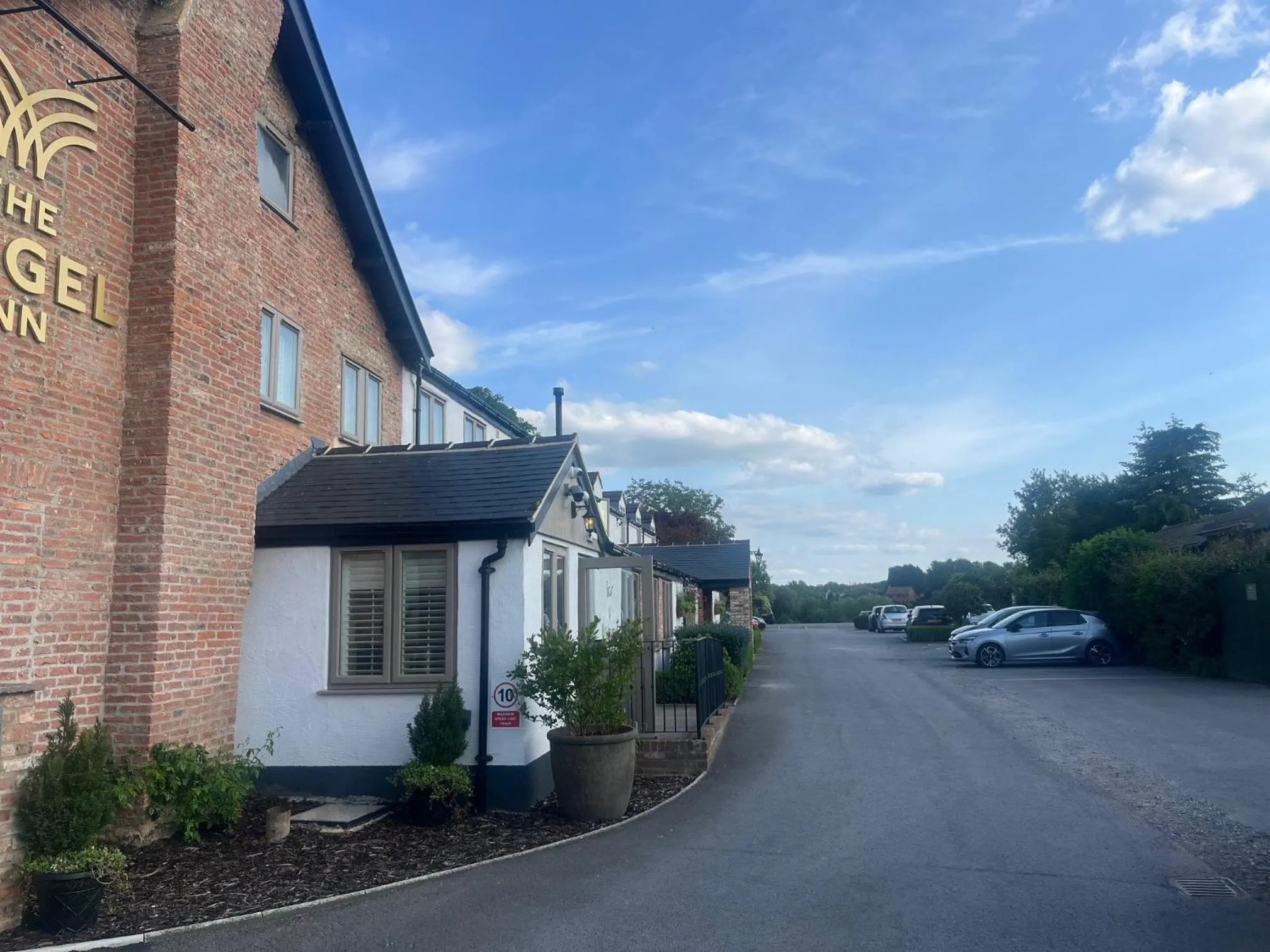 Parking in The Angel Inn