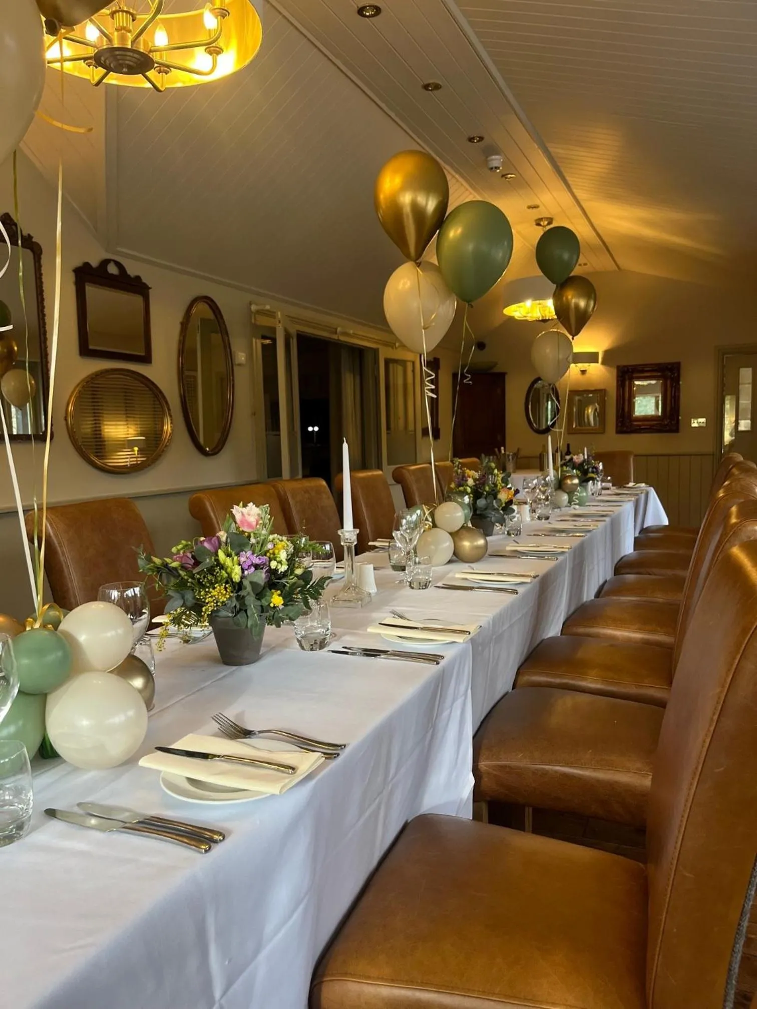 Restaurant/places to eat in The Angel Inn