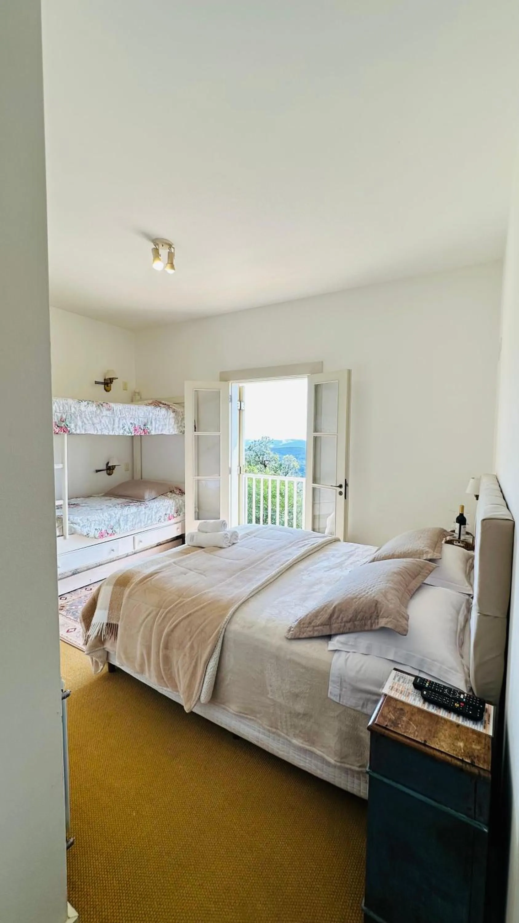 Bed in Villa Coração Guesthouse by Concavus