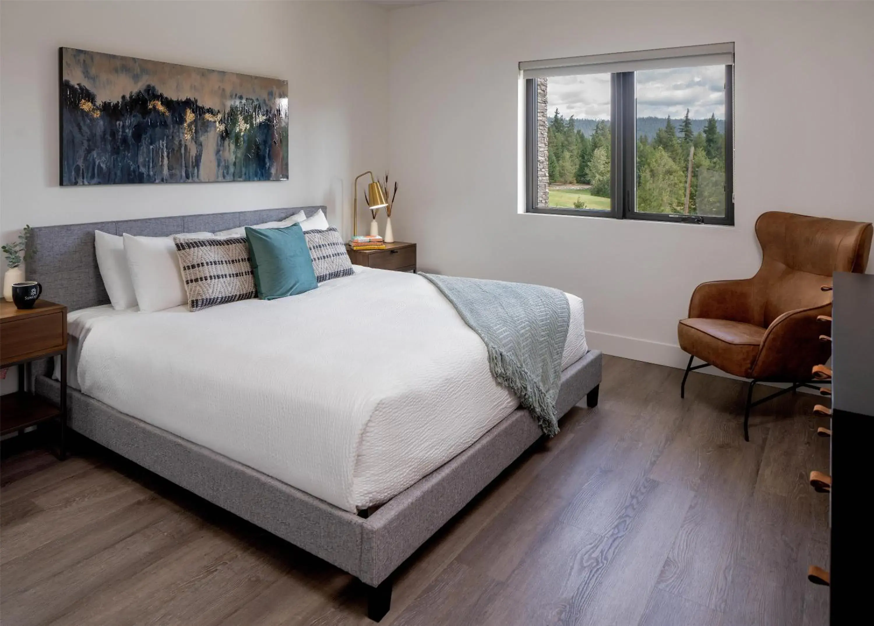 Photo of the whole room, Bed in Suncadia Resort Photo of the whole room, Bed in Suncadia Resort