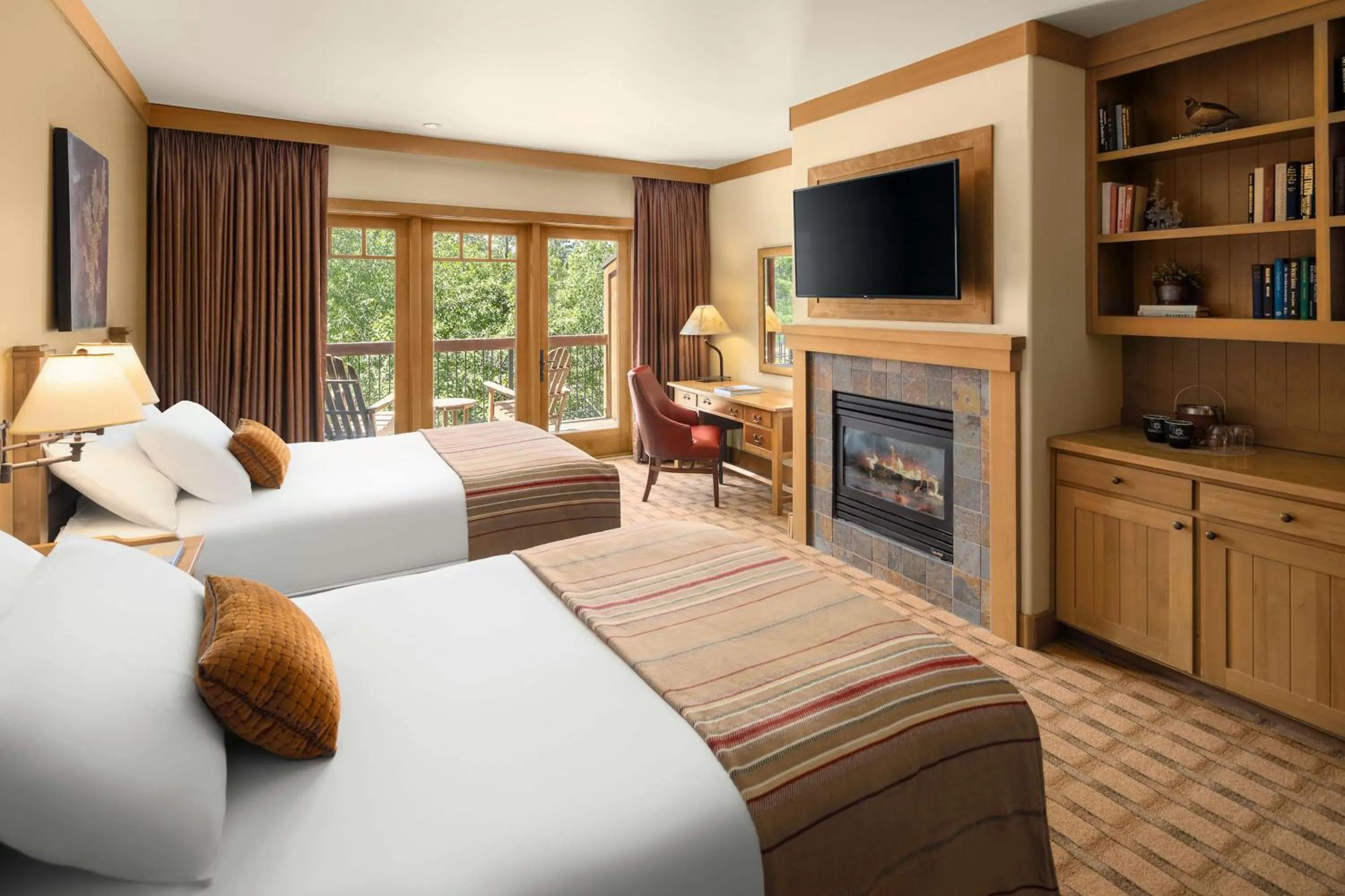 Bedroom, Bed in Suncadia Resort
