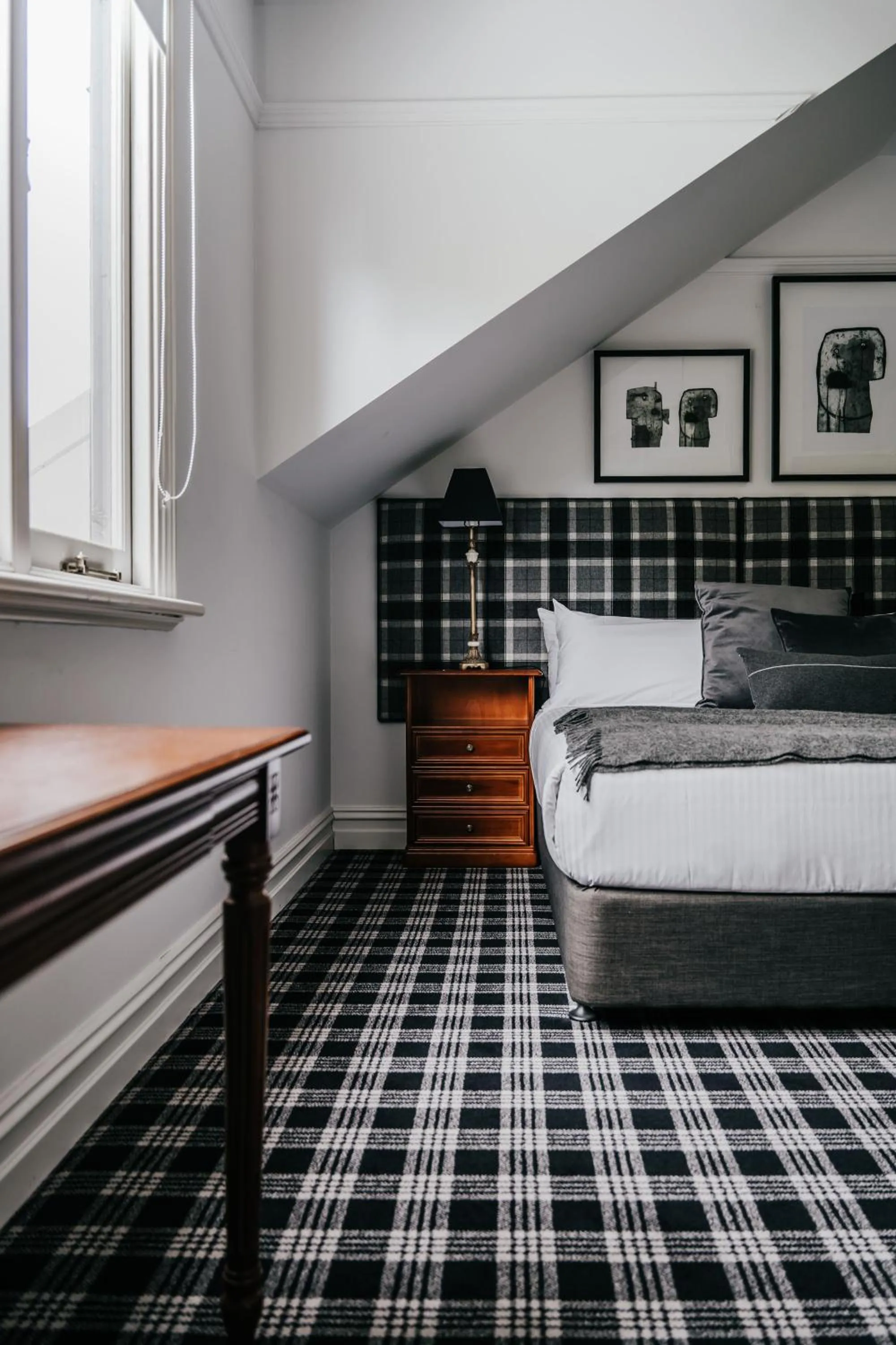 Bed in Hotel Bellinzona Daylesford