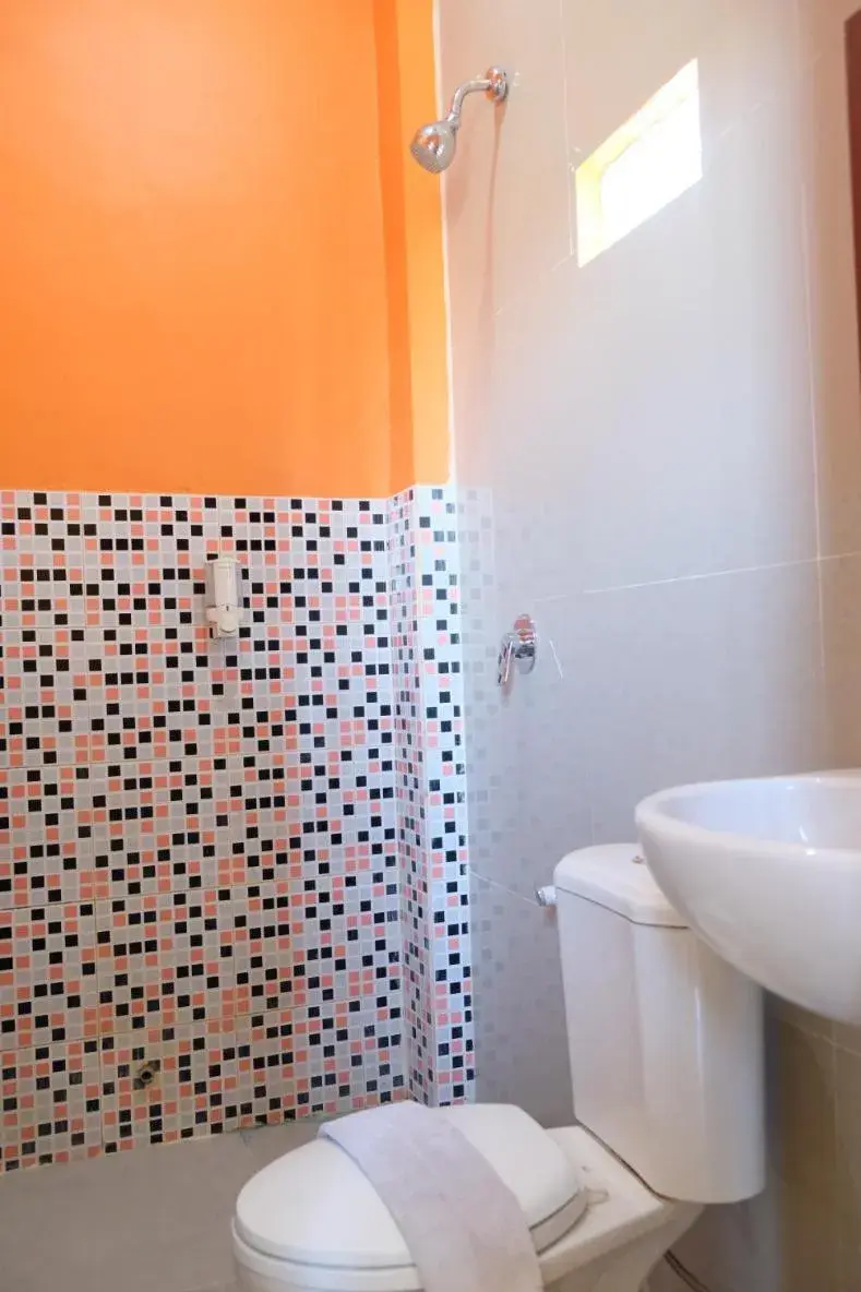 Bathroom in Hotel Ashofa