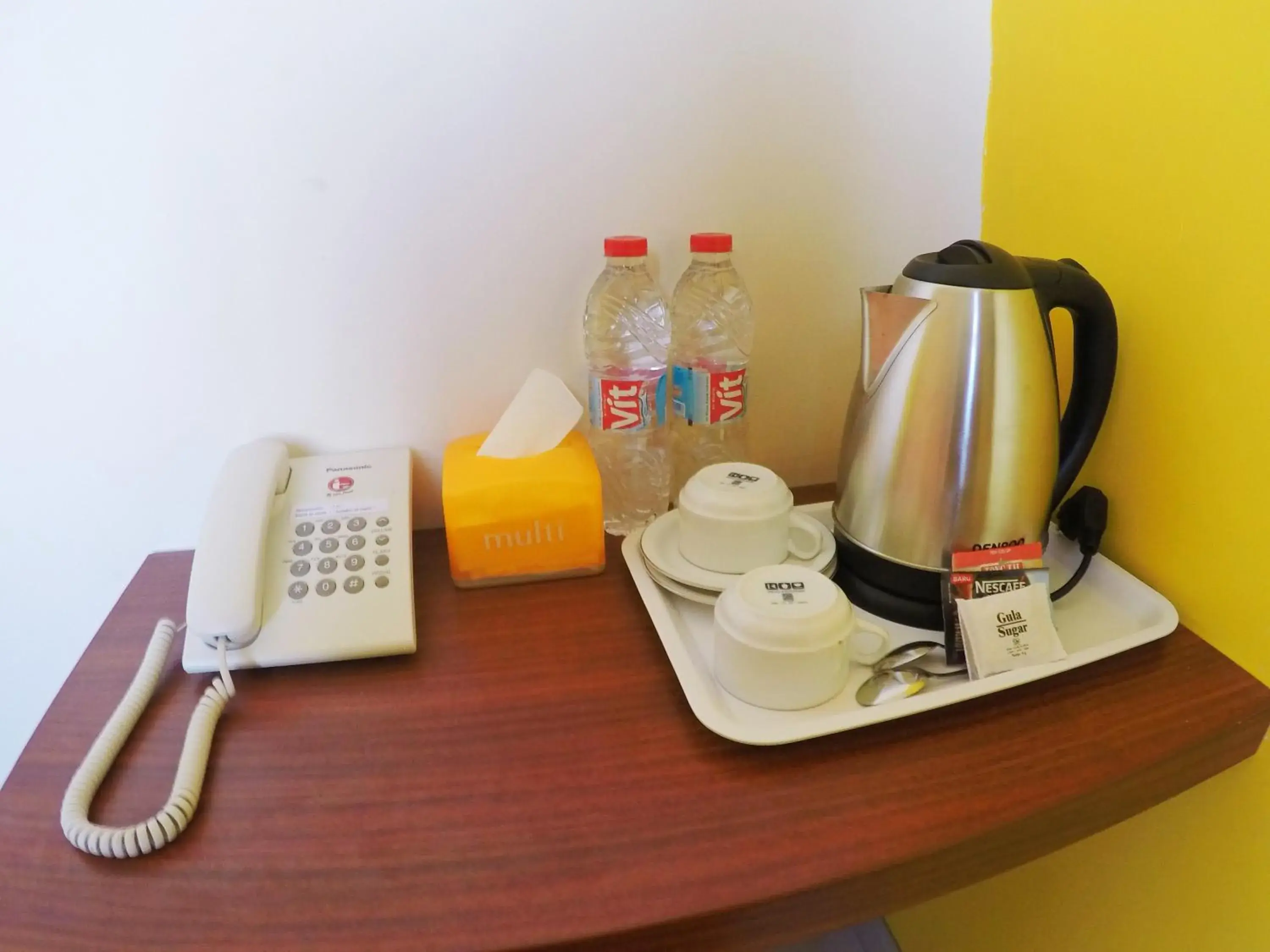 Coffee/tea facilities in Hotel Ashofa