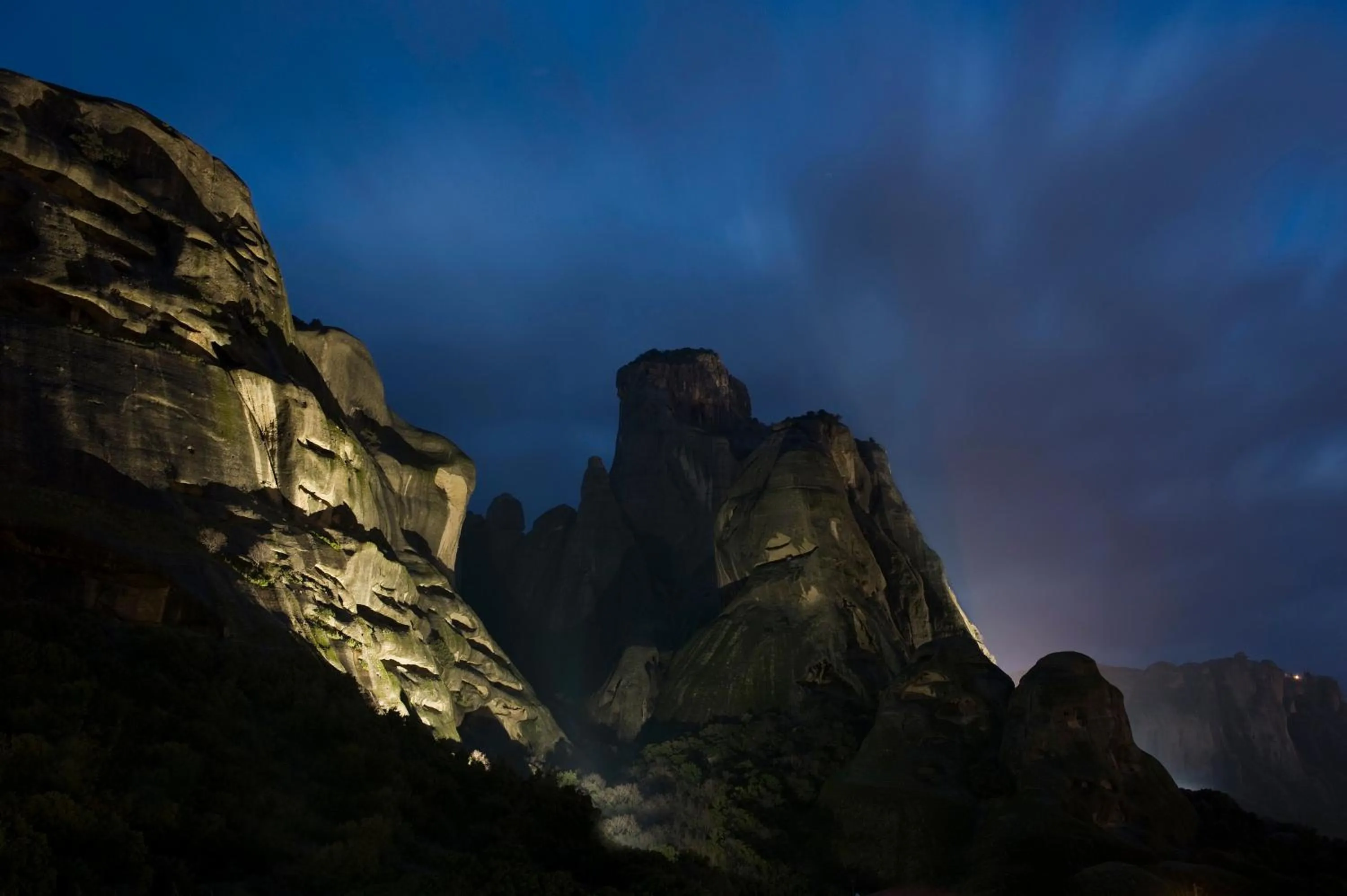 Area and facilities in Dellas Boutique Hotel