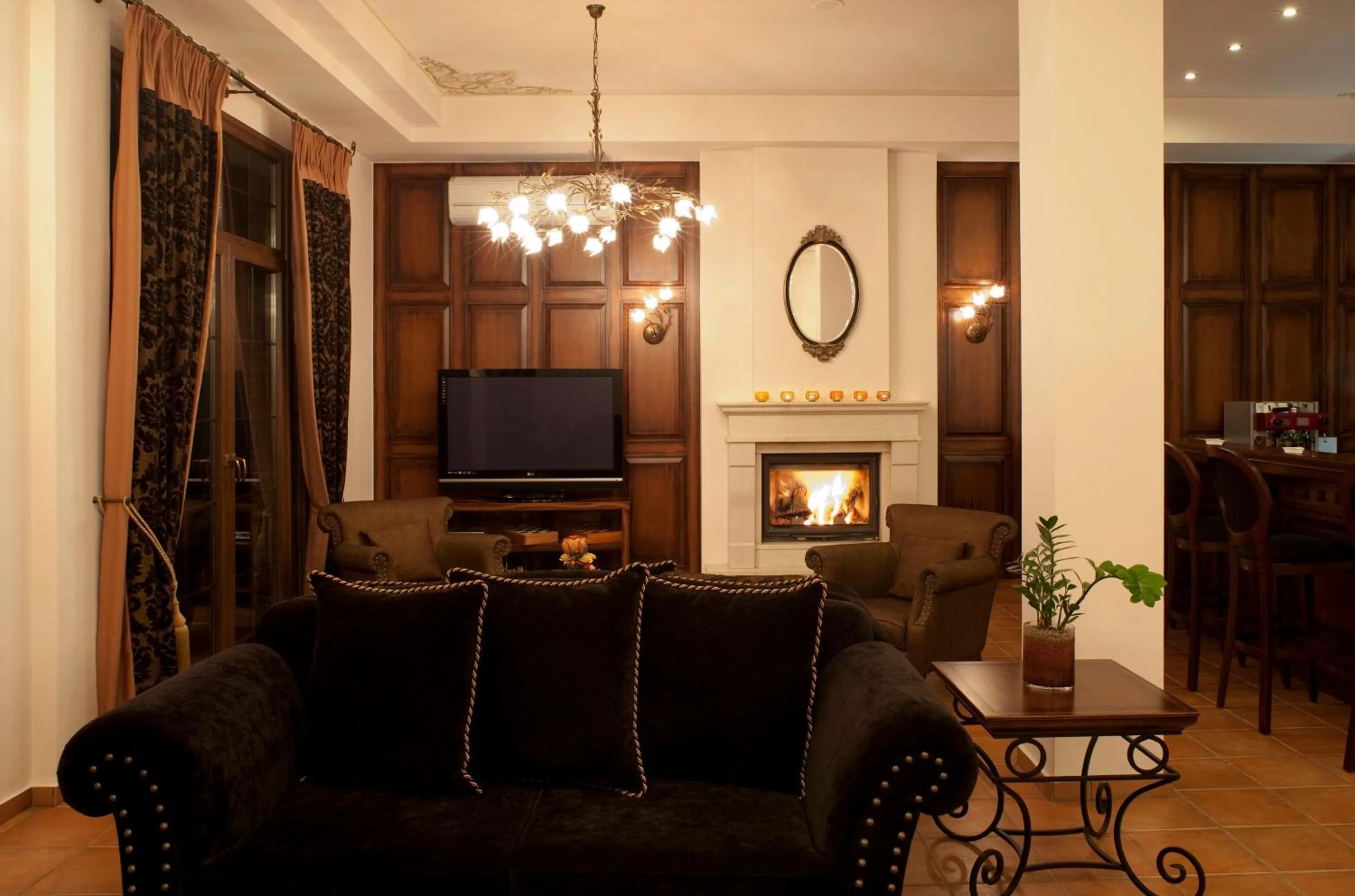 Lounge or bar in Dellas Boutique Hotel
