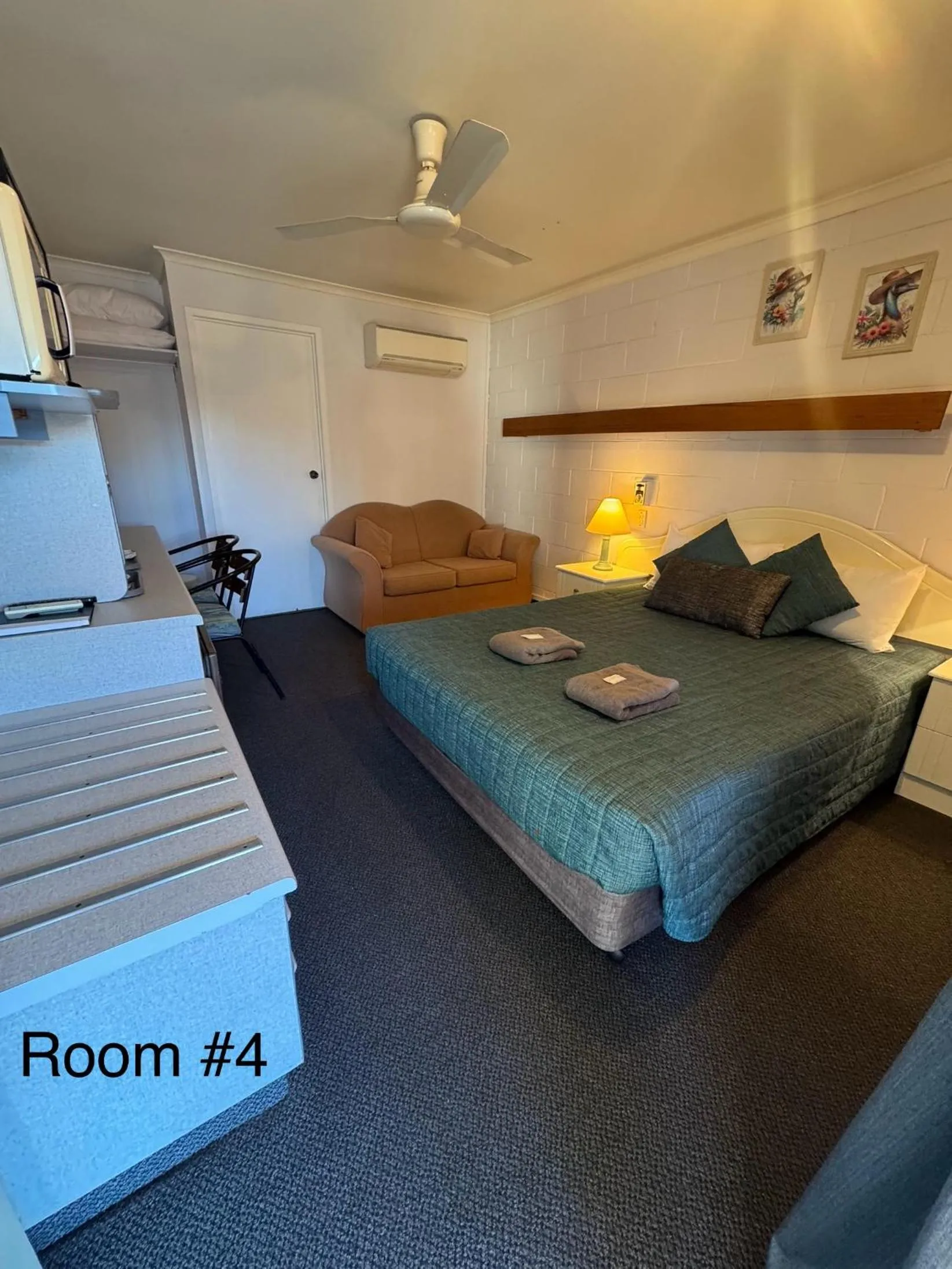 Bedroom, Bed in Warrego Motel