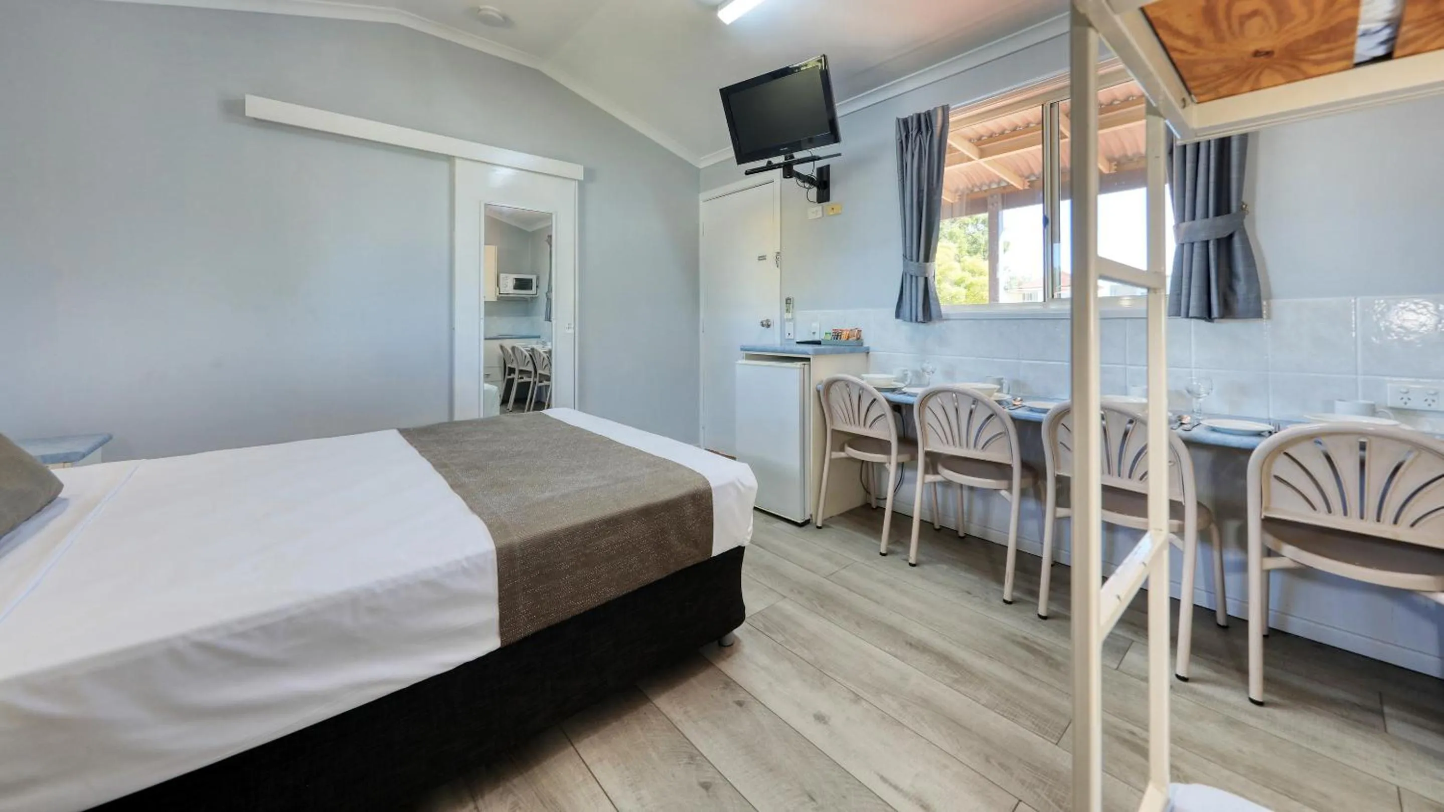 Bedroom, Bed in 22 On Bowen