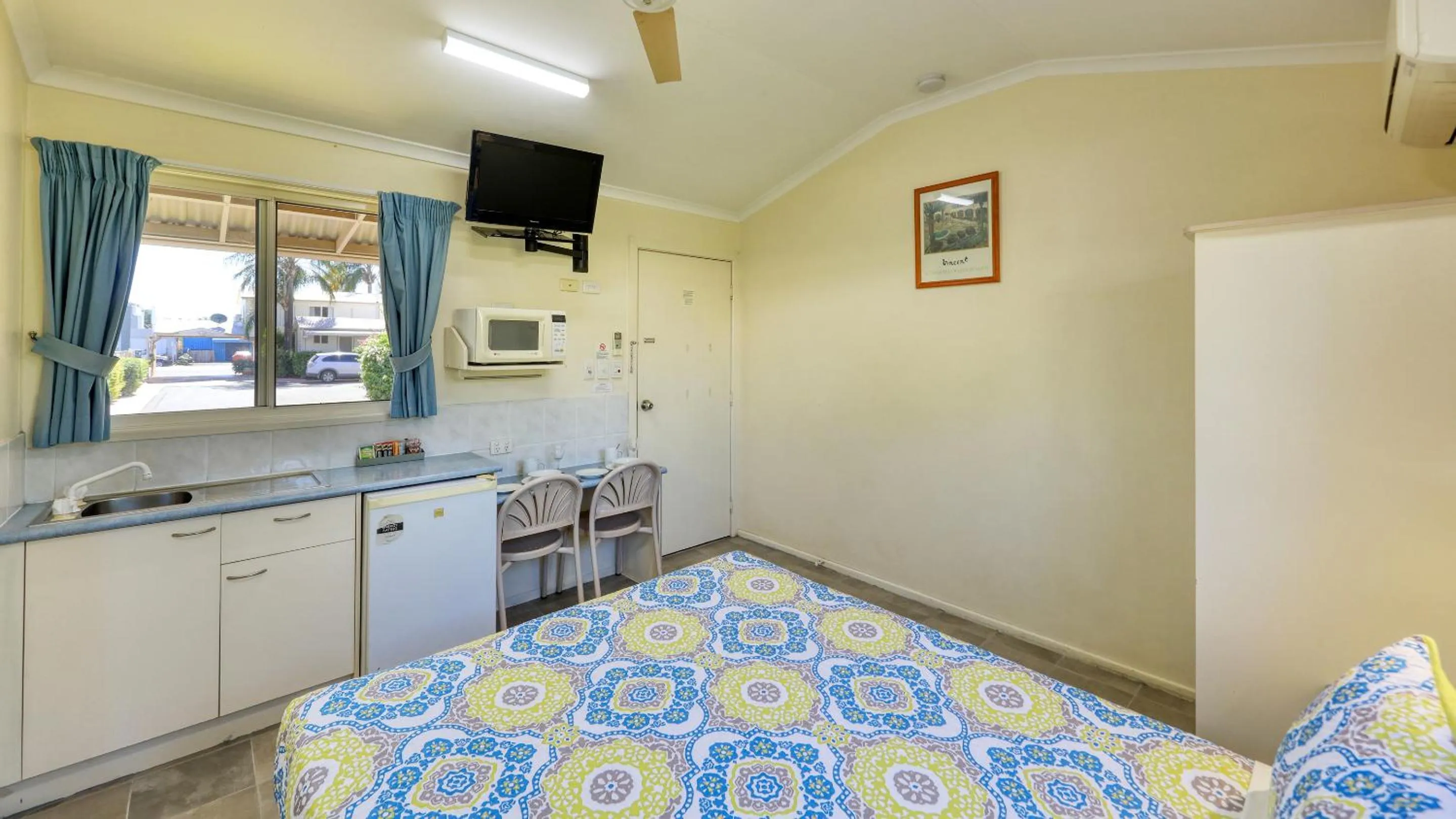 Kitchen or kitchenette, Bed in 22 On Bowen