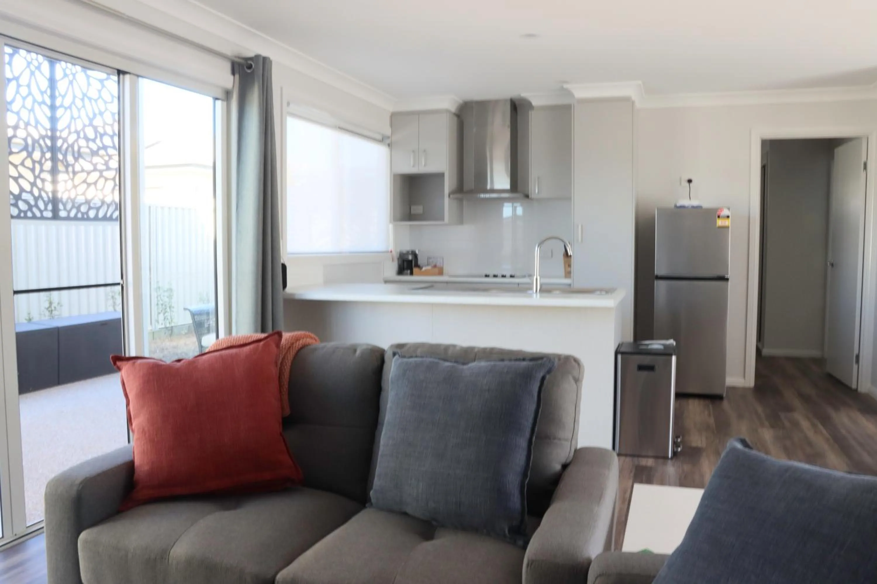 Kitchen or kitchenette in Apple Blossom Cottages