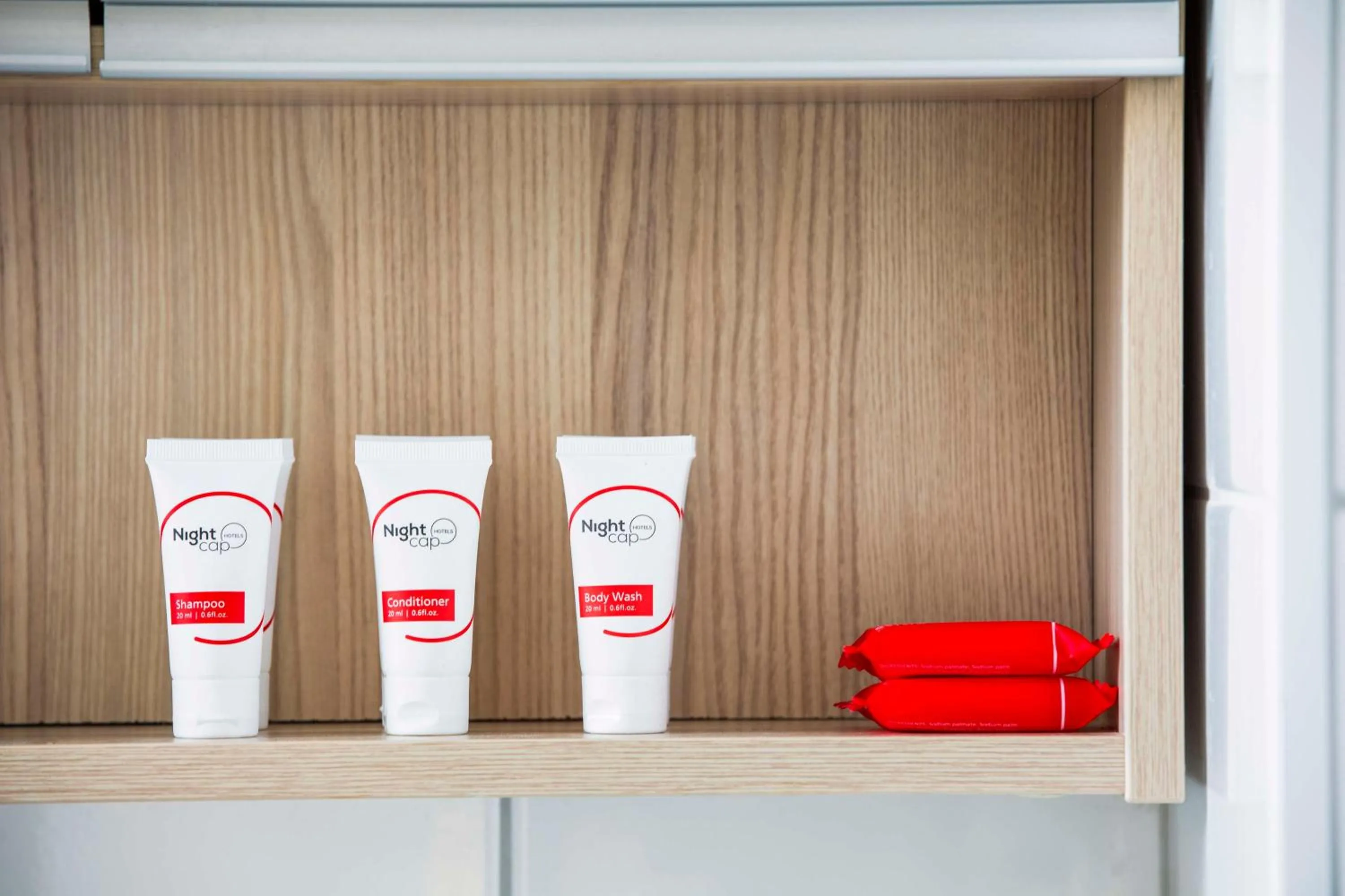 Bathroom in Roxby Downs Motor Inn