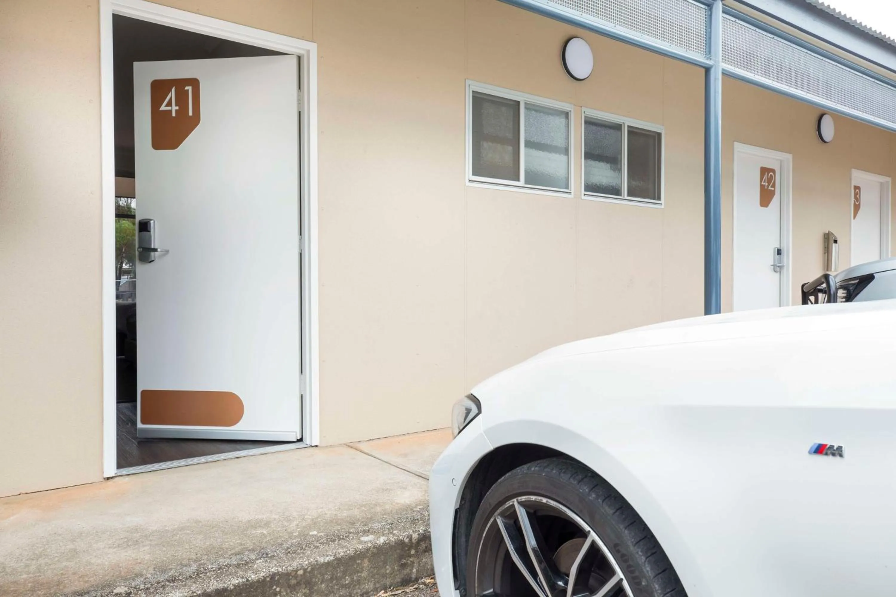 Property building in Roxby Downs Motor Inn