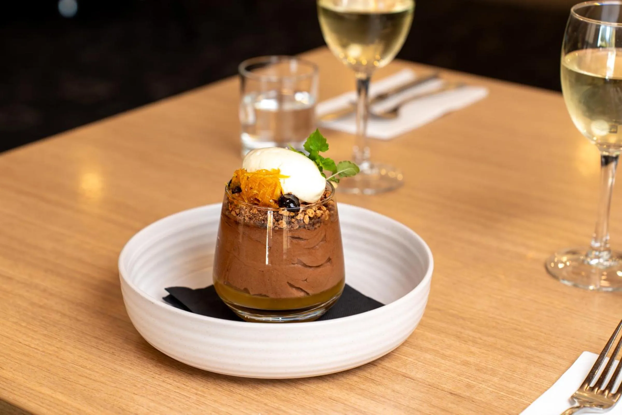 Restaurant/places to eat in Mercure Newcastle Airport