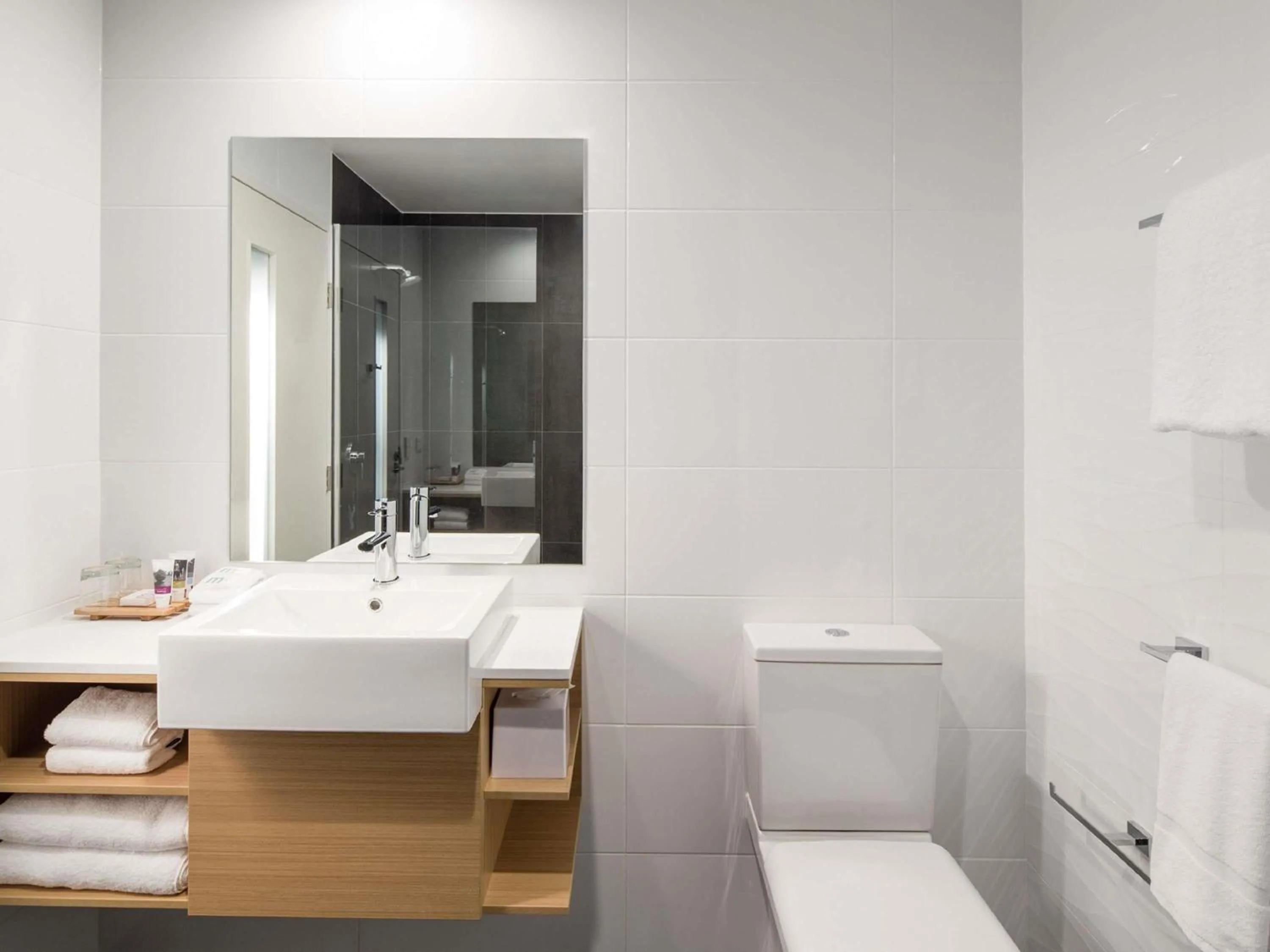 Bedroom in Mercure Newcastle Airport