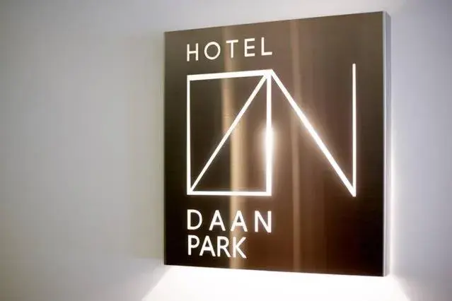 Property Logo/Sign in Daan Park Hotel