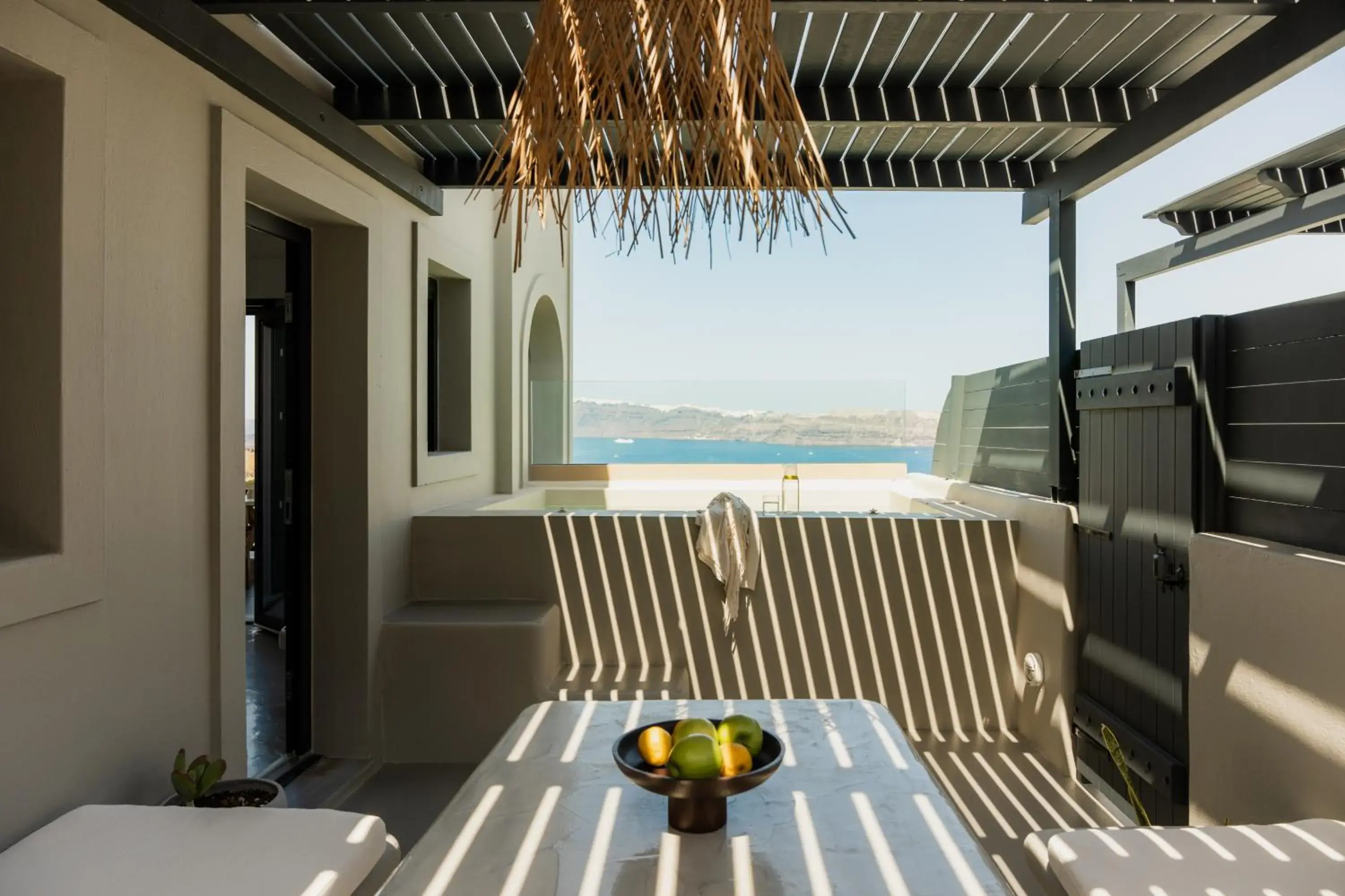 Split Level Executive Suite with Private Plunge Pool and Caldera View in Black Diamond Suites Split Level Executive Suite with Private Plunge Pool and Caldera View in Black Diamond Suites