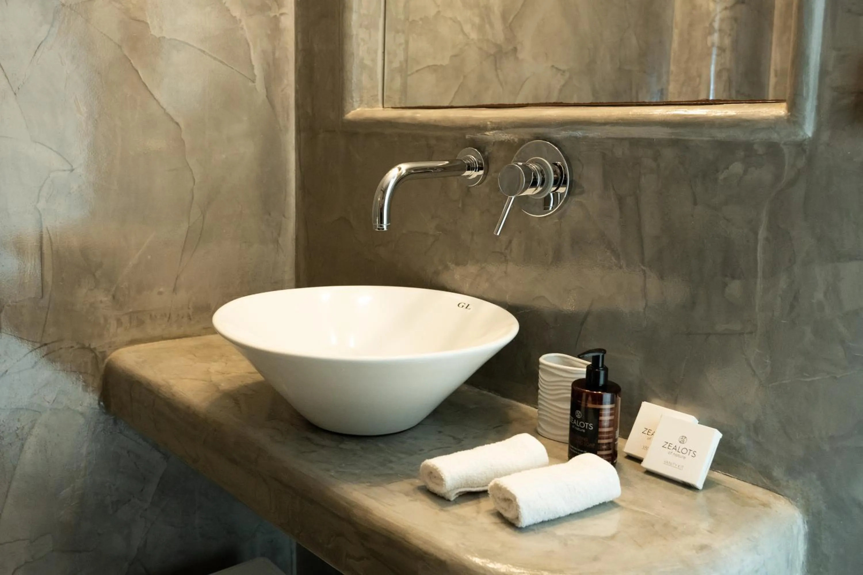 Bathroom in Black Diamond Suites