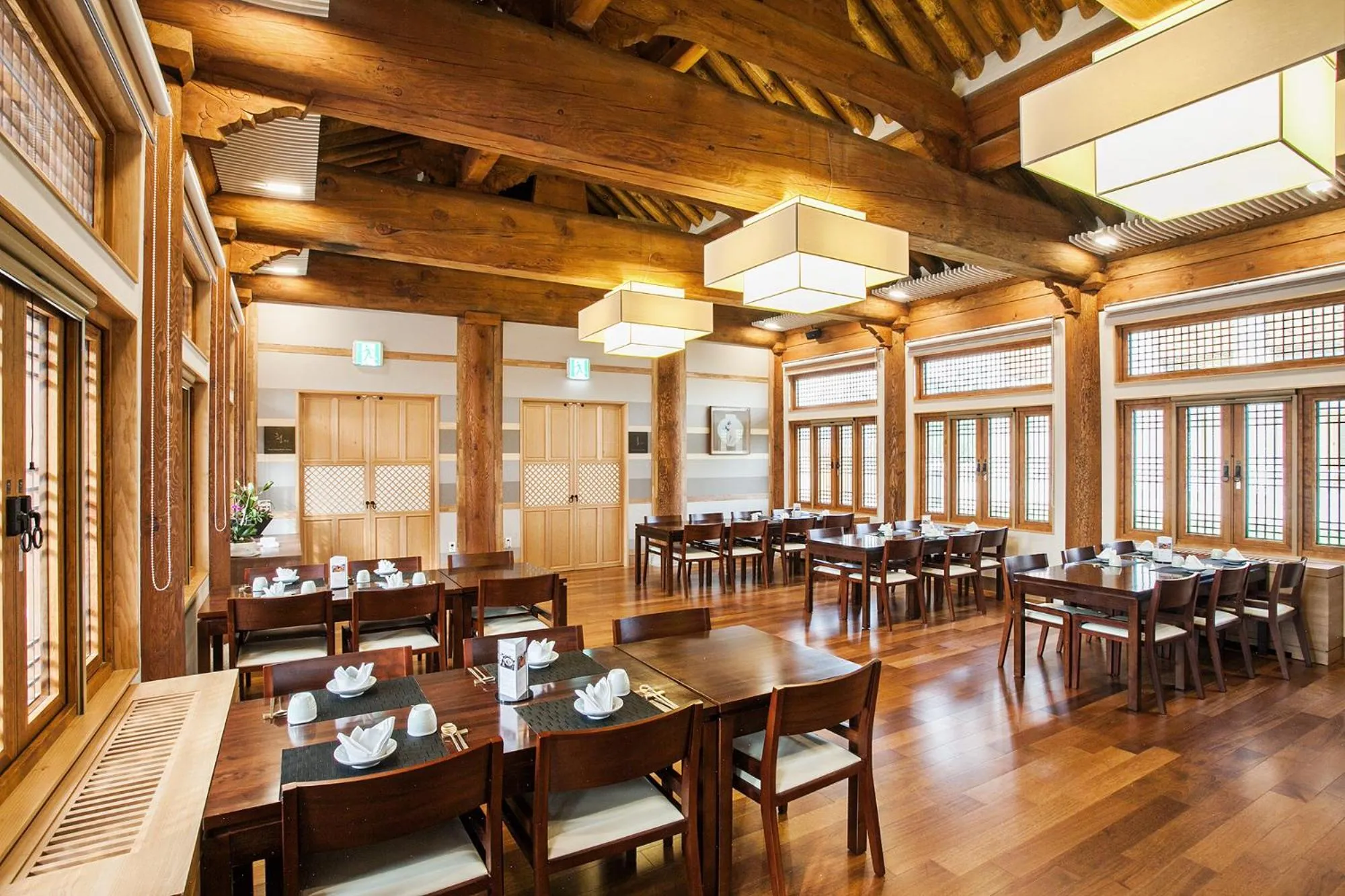 Restaurant/places to eat in Gyeongwonjae By Walkerhill