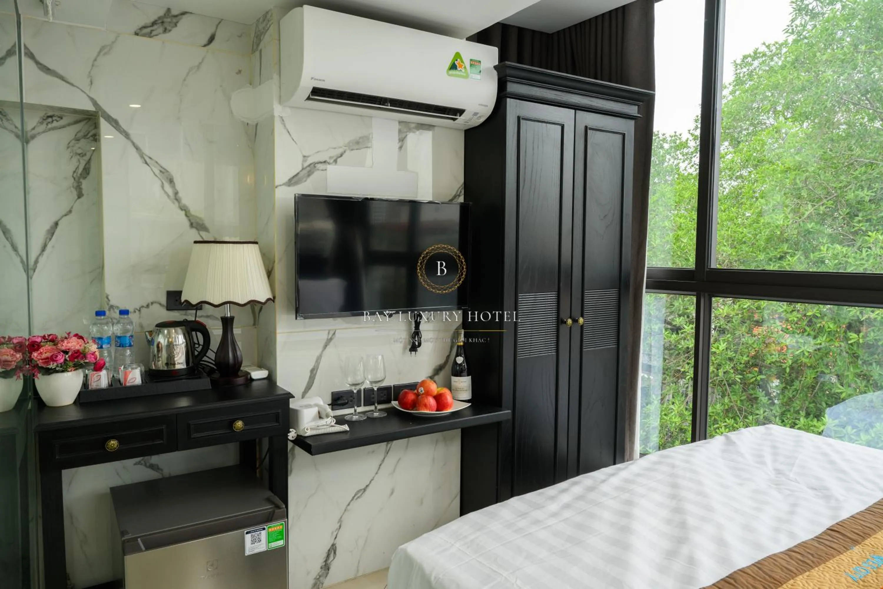 Photo of the whole room in Bay Luxury Hotel & Spa - No 1 Ngo Huyen