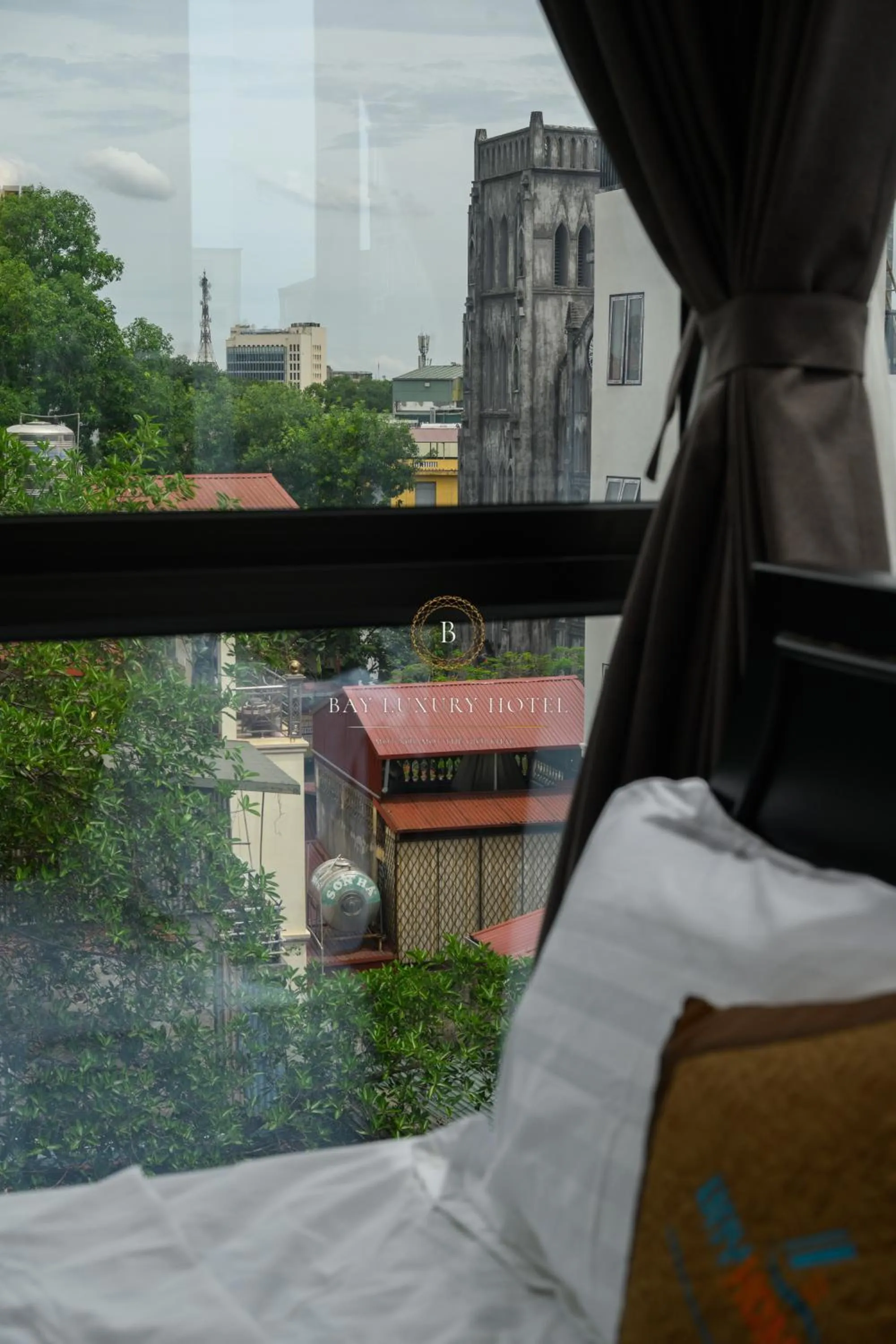 Day in Bay Luxury Hotel & Spa - No 1 Ngo Huyen