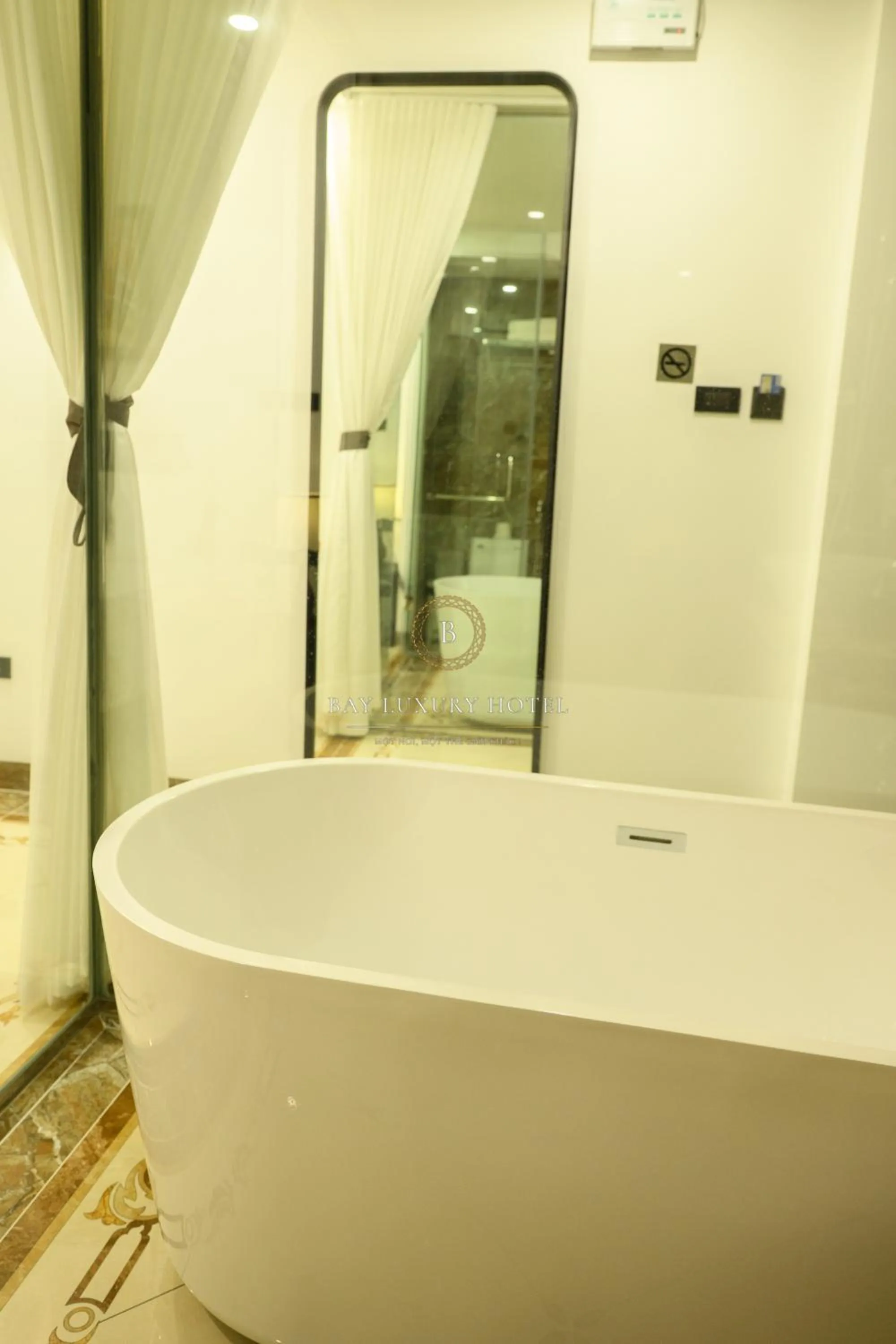 Bath in Bay Luxury Hotel & Spa - No 1 Ngo Huyen