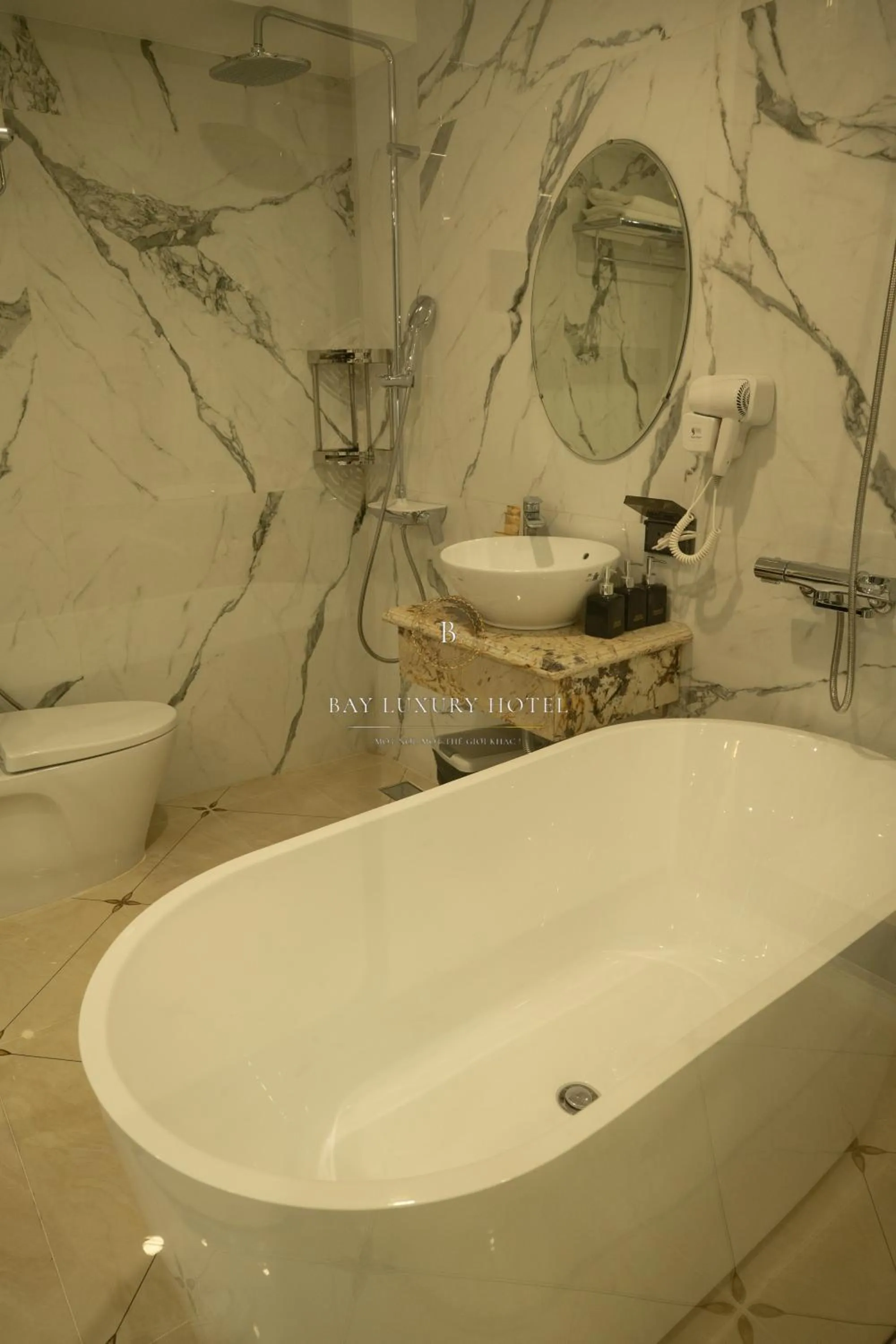 Bath in Bay Luxury Hotel & Spa - No 1 Ngo Huyen