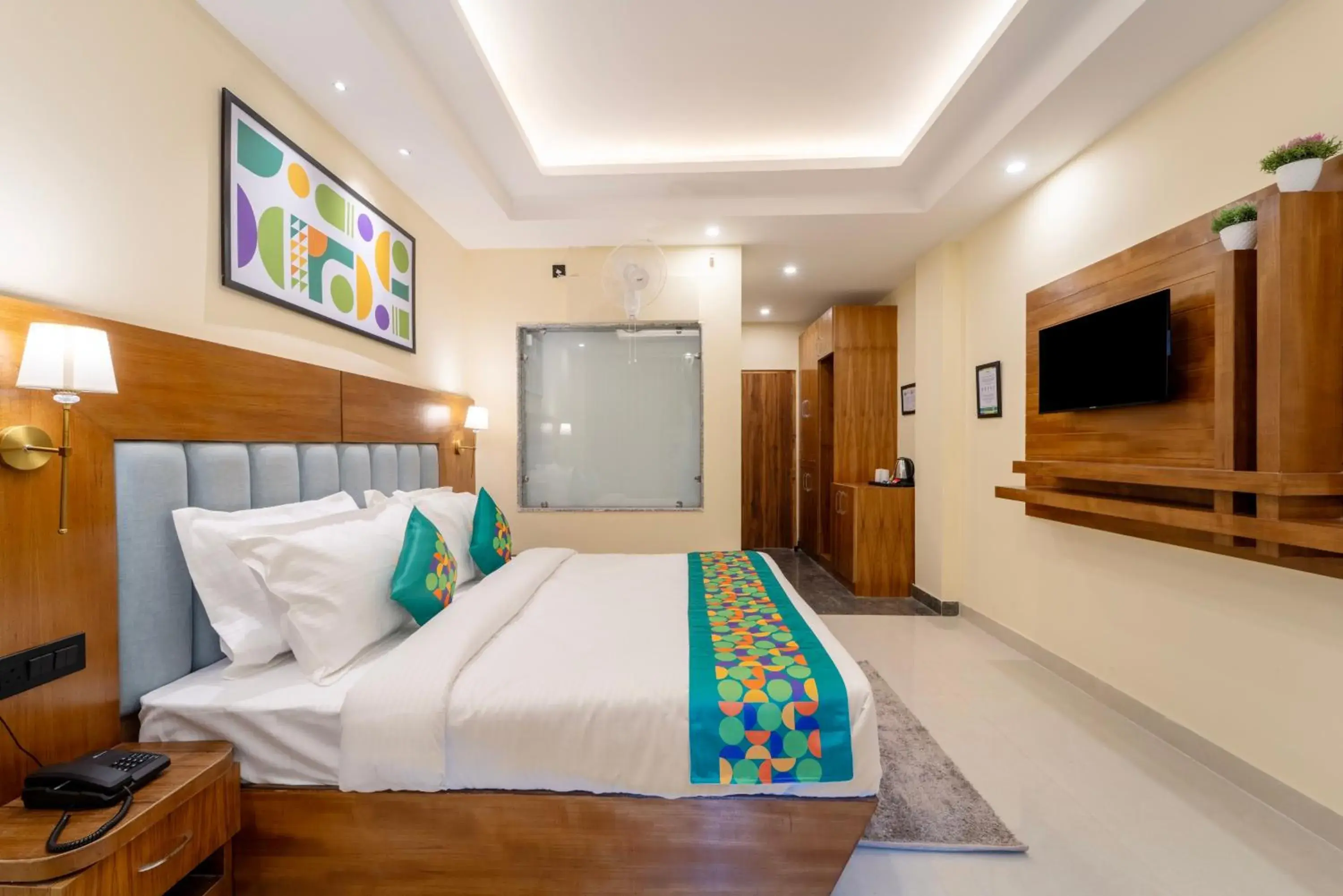 Bedroom, Bed in Treebo Premium The Takey'S, Mall Road Bedroom, Bed in Treebo Premium The Takey'S, Mall Road