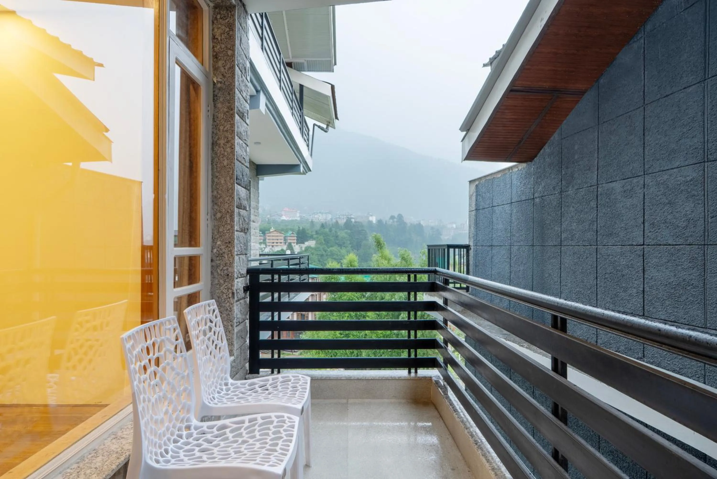 Balcony/Terrace in Treebo Premium The Takey'S, Mall Road