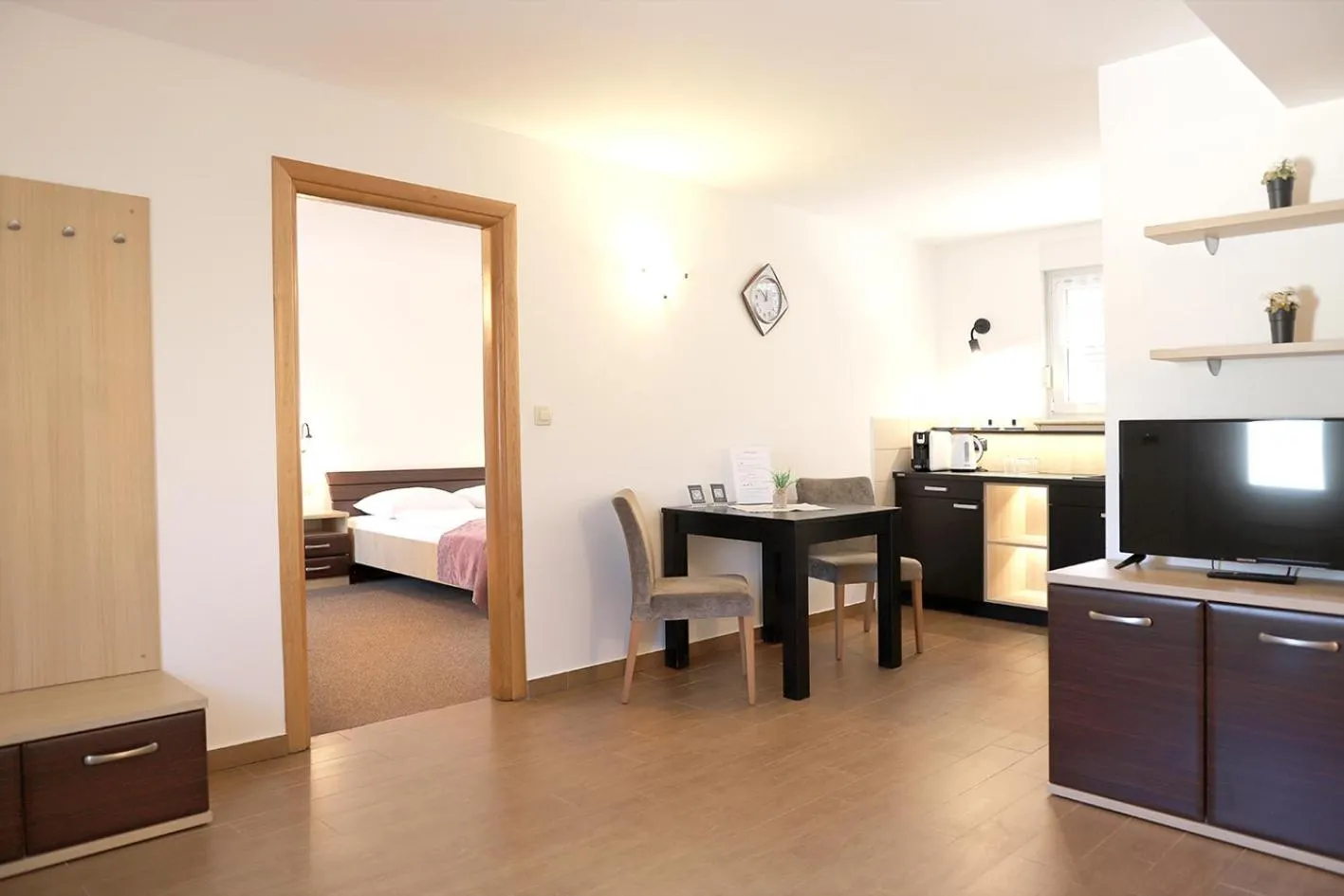 Seating area, Bed in Hotel Villa Margaret