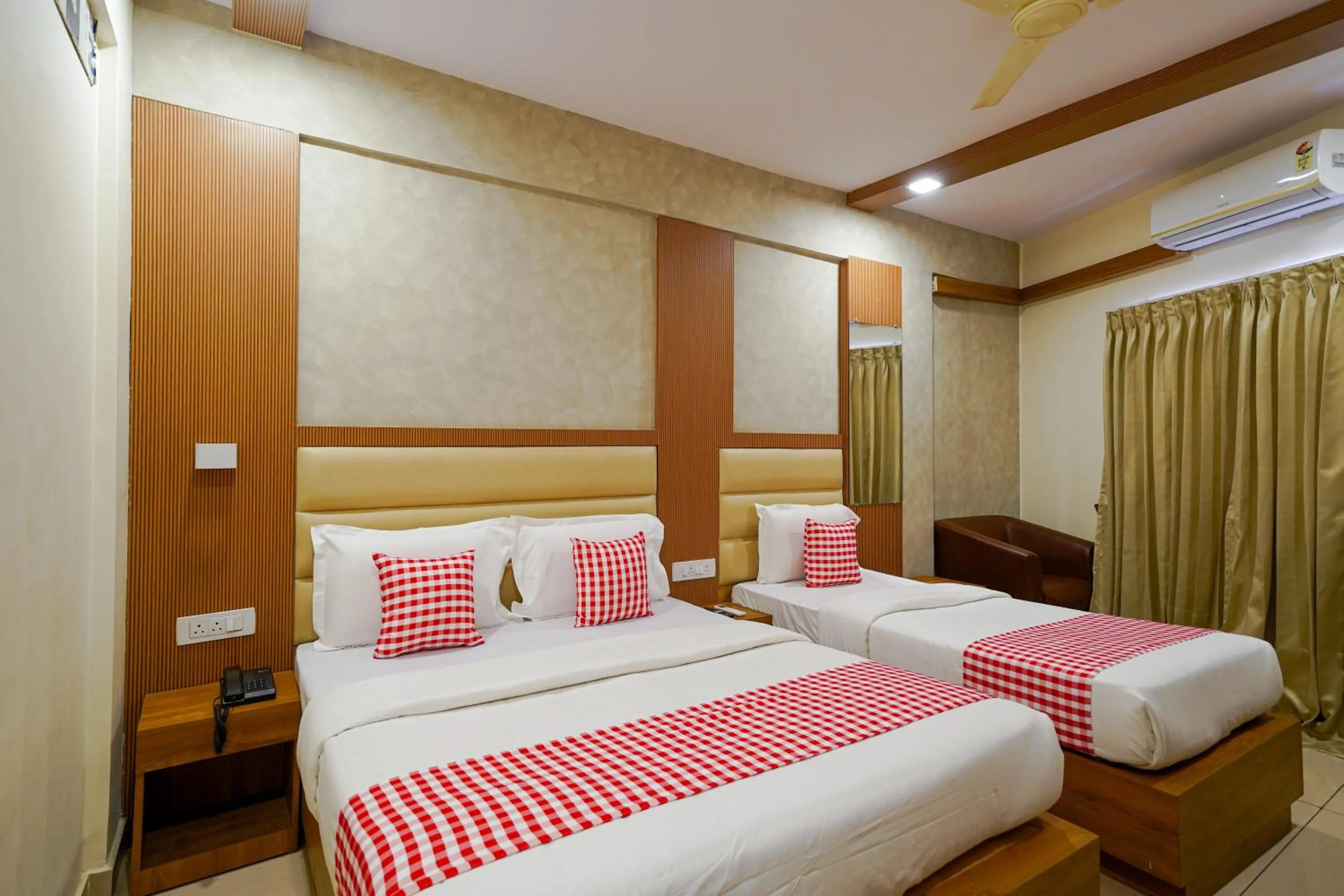 Bed in Open Hotel by Olive - Hilvon Business Hotel