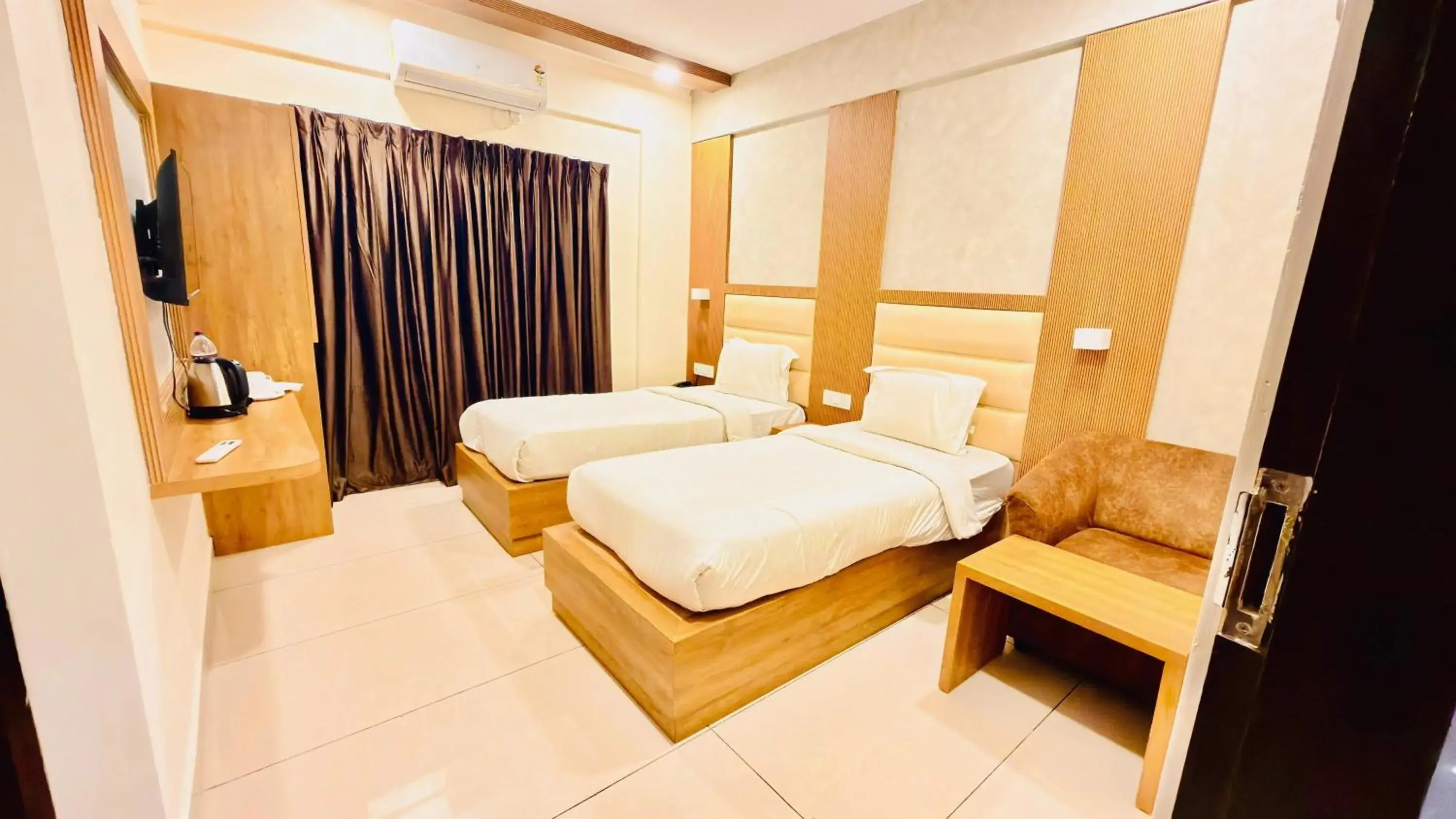 Bed in Hotel Rotano Garden Near Marathahalli Bridge Bed in Hotel Rotano Garden Near Marathahalli Bridge