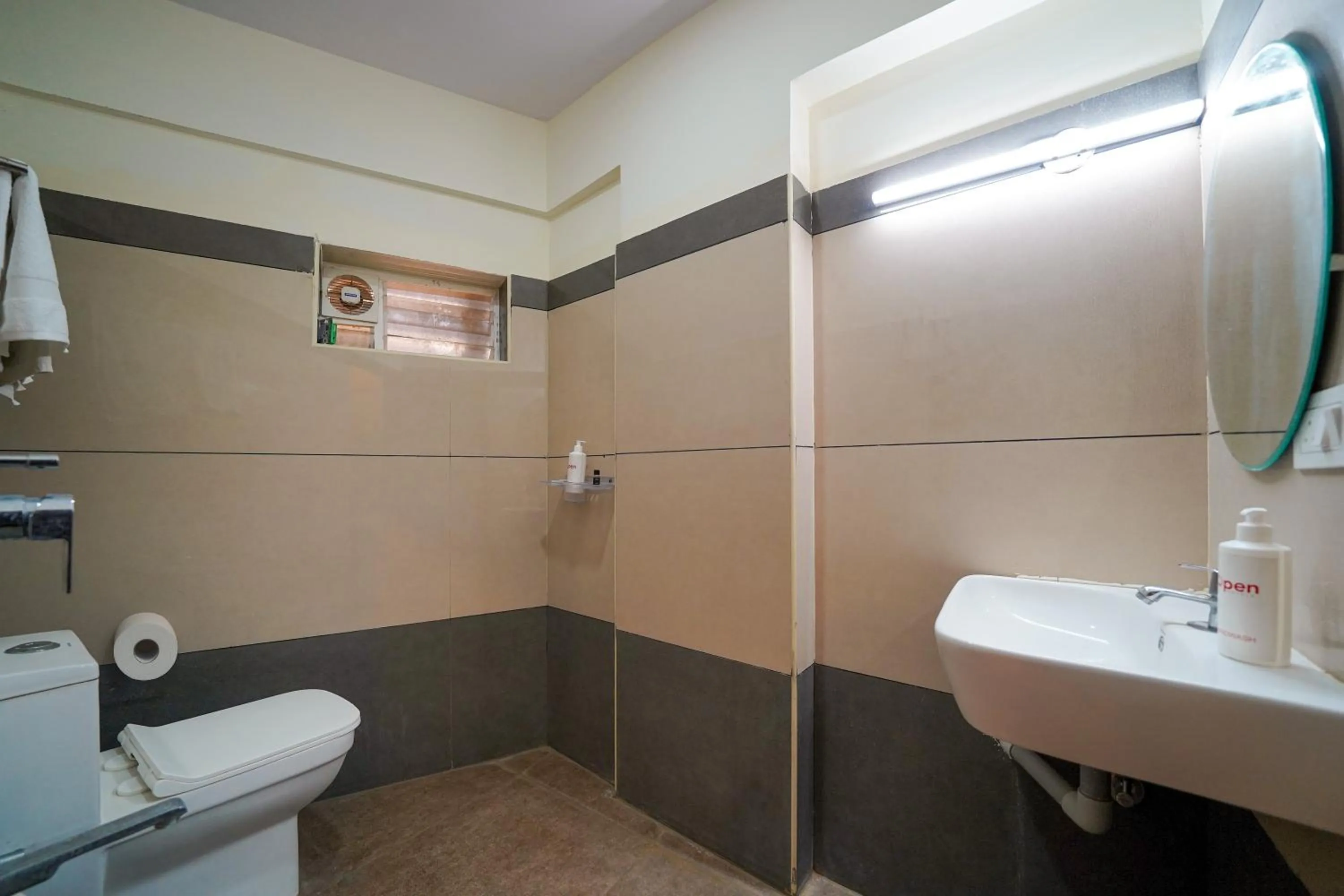Toilet in Open Hotel by Olive - Hilvon Business Hotel
