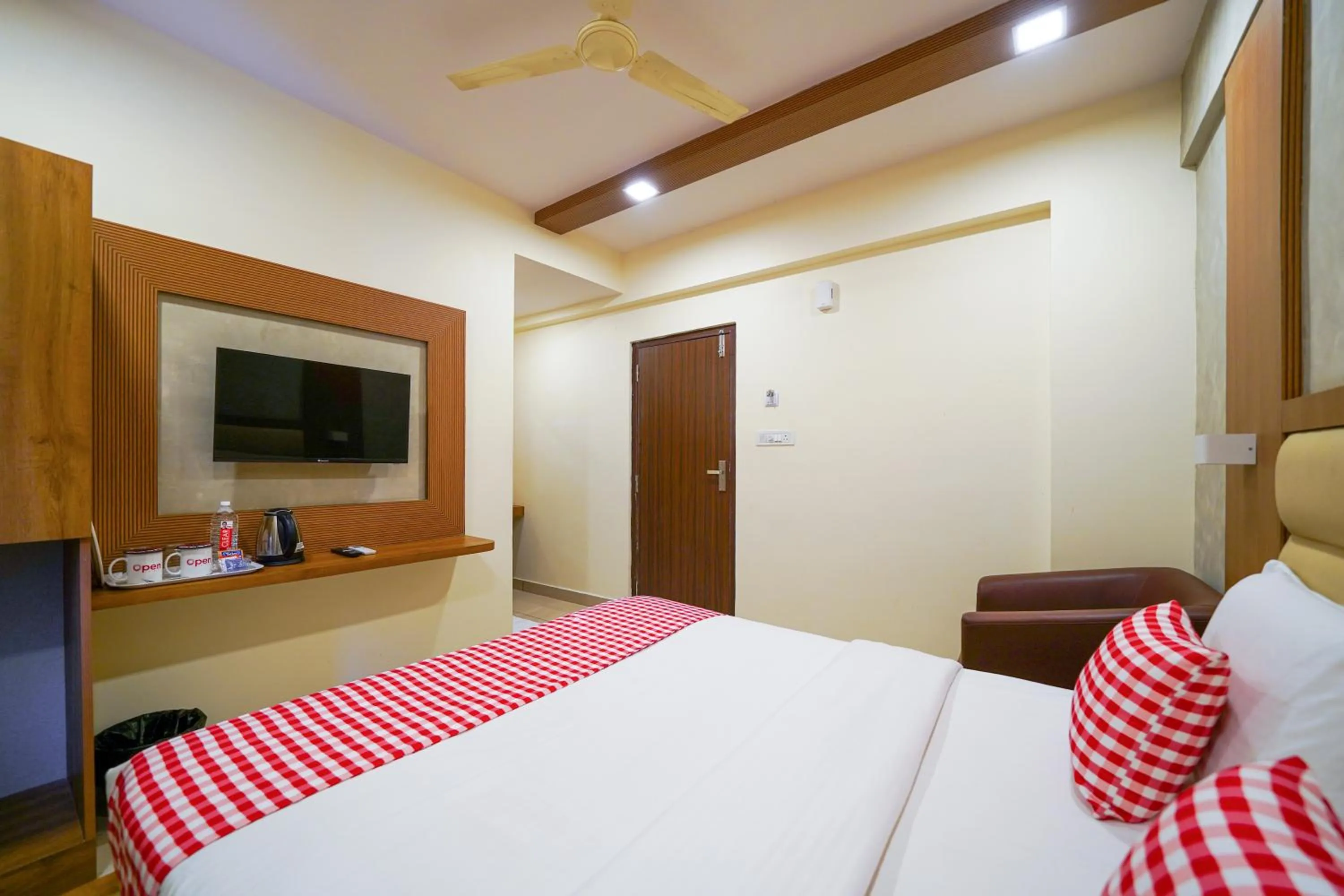 Bed in Open Hotel by Olive - Hilvon Business Hotel