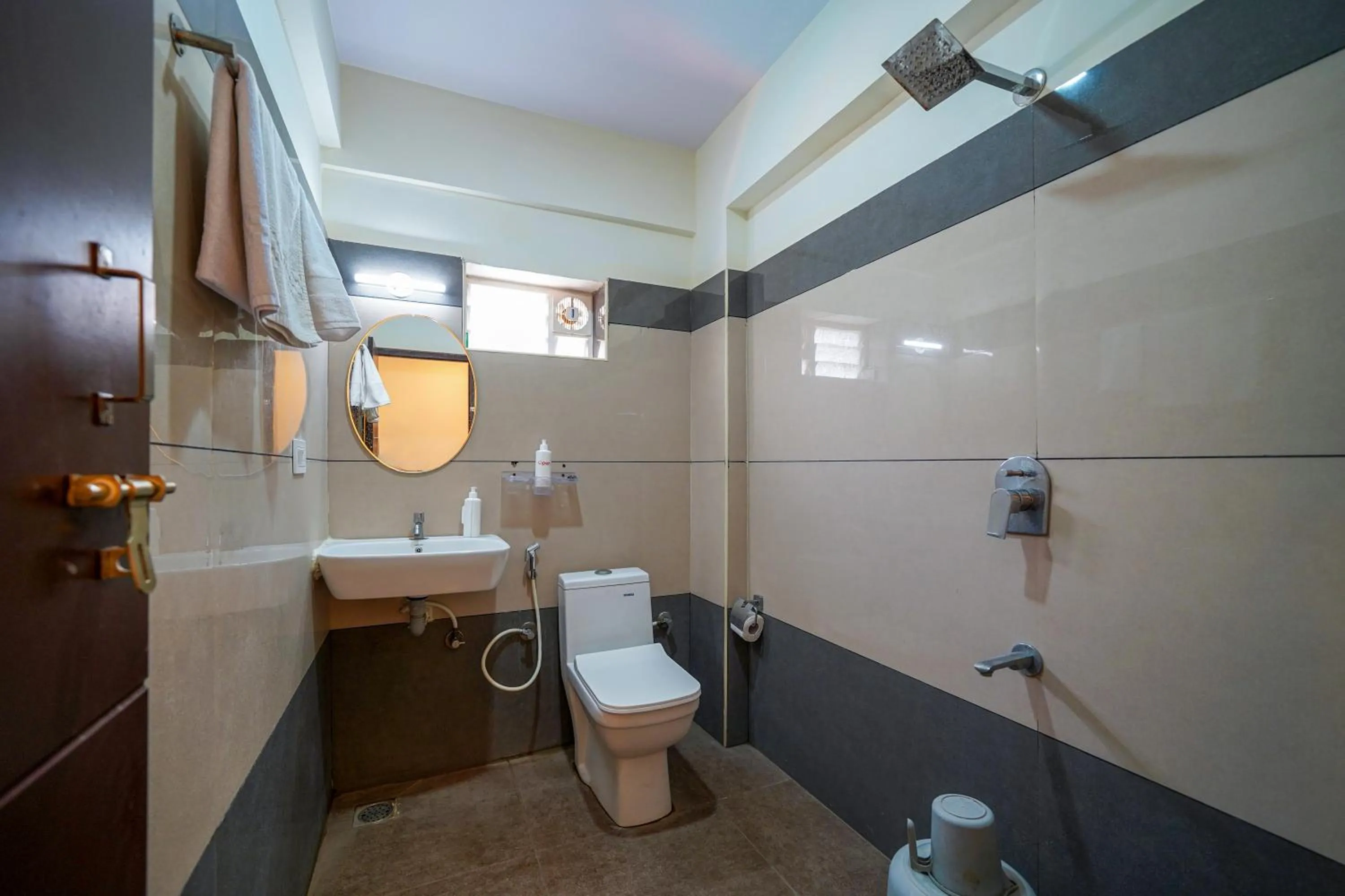 Shower in Open Hotel by Olive - Hilvon Business Hotel